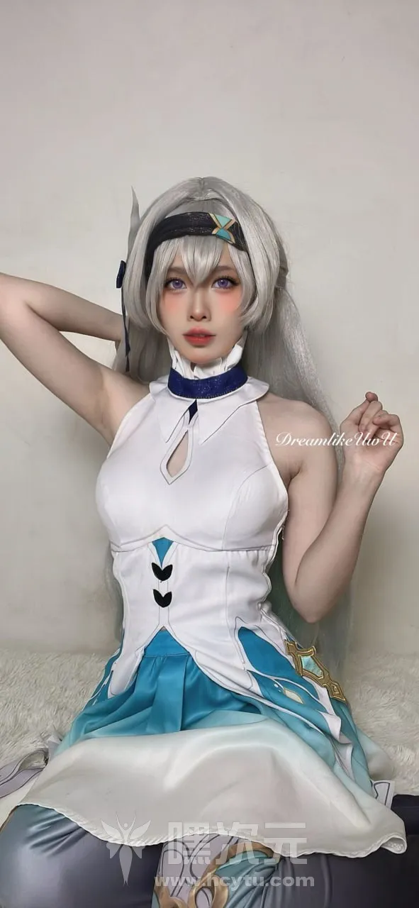 DreamlikeUwU 写真合集下载