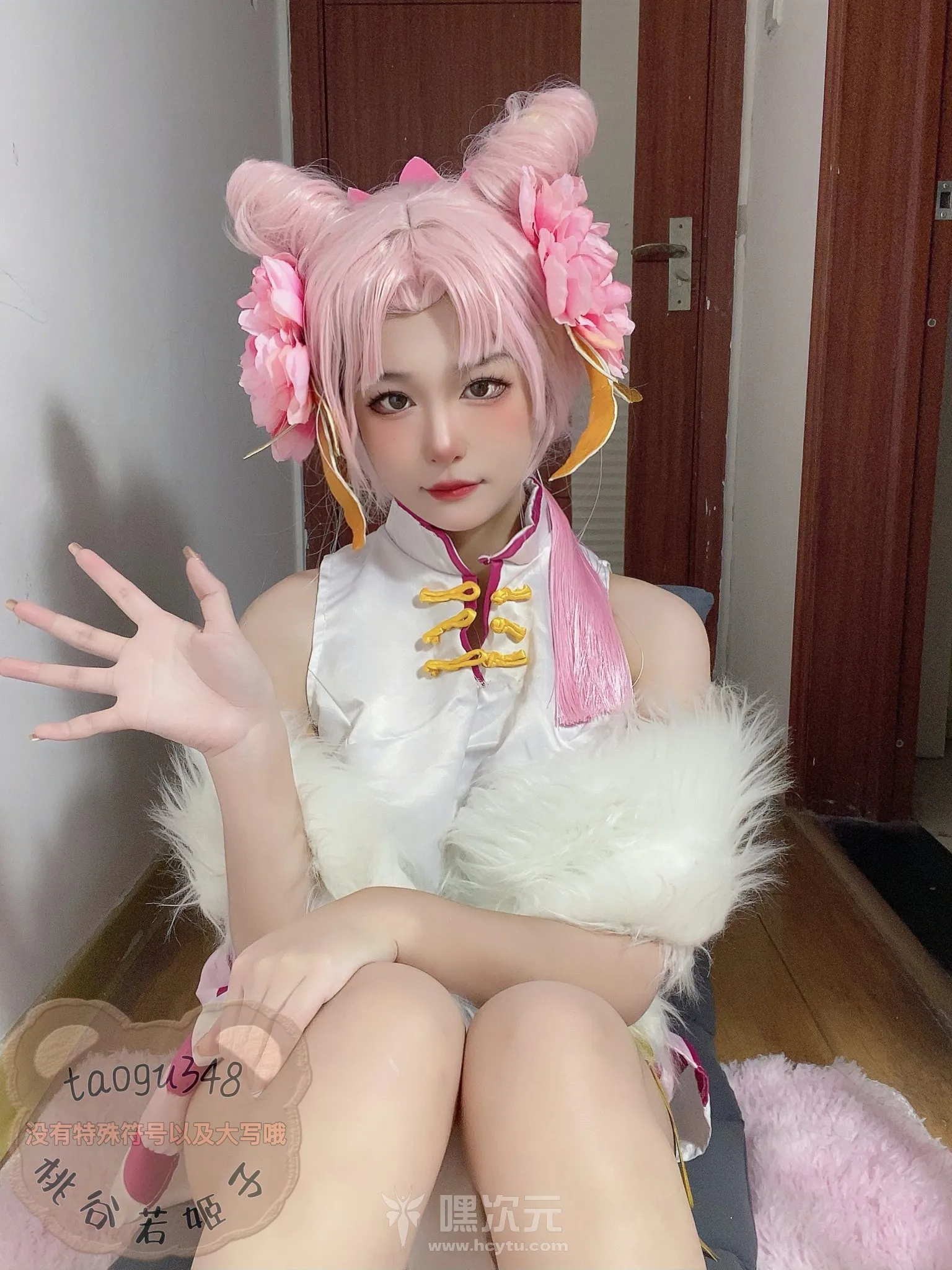 桃谷若姬子 写真合集下载