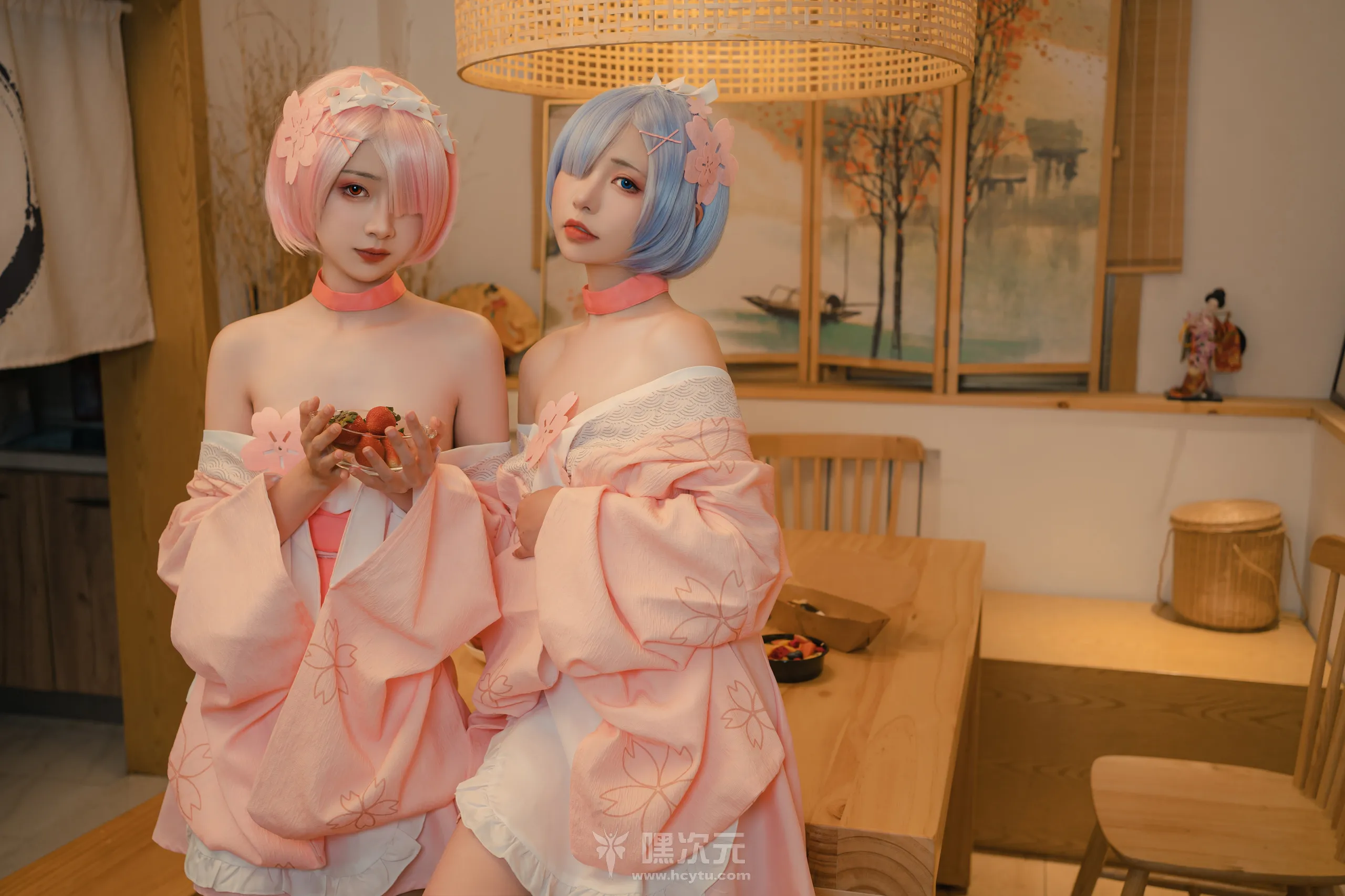 爆机少女喵小吉&Nekokoyoshi双人写真《Re:从零开始的女体盛宴》 - 嘿次元 图6