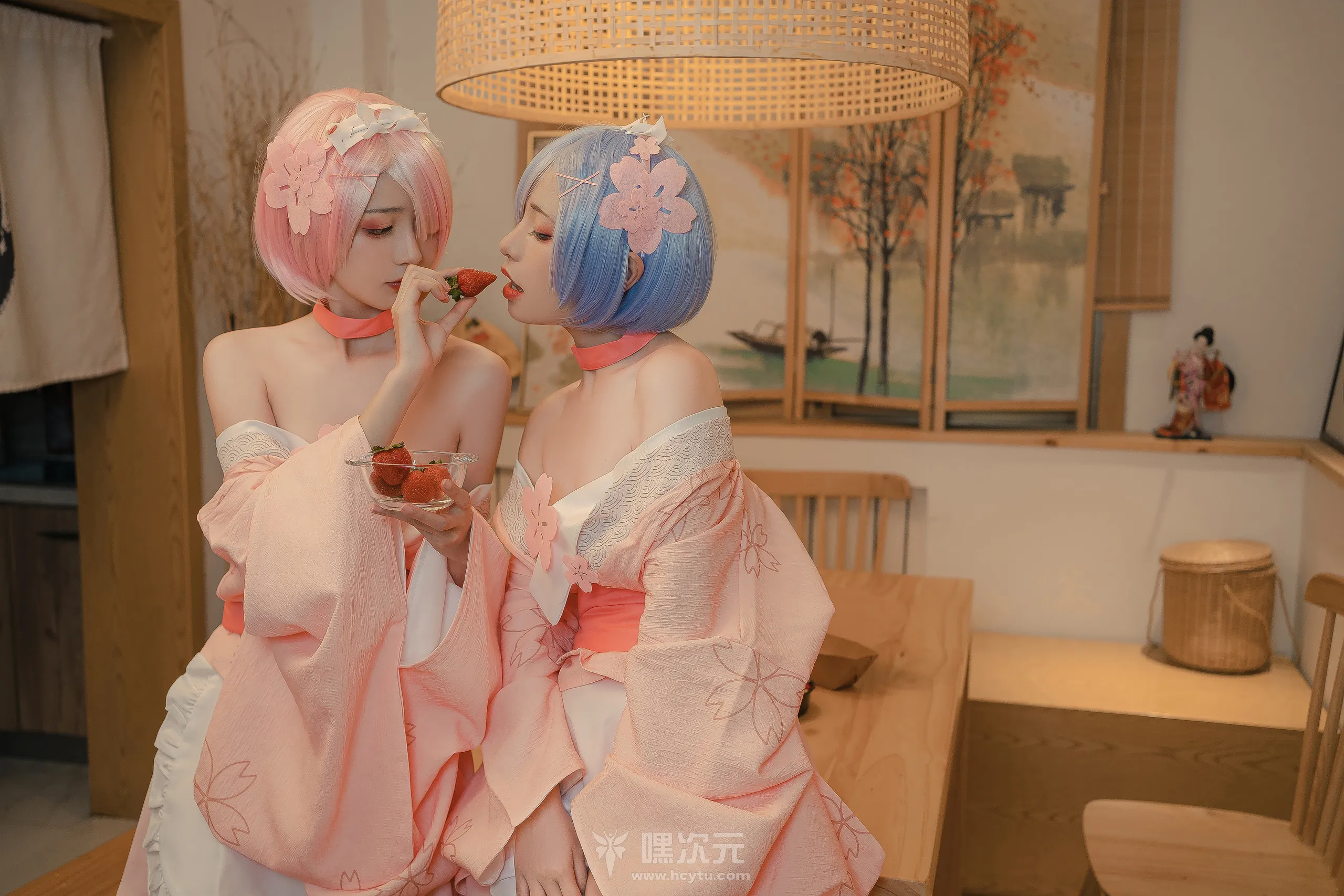爆机少女喵小吉&Nekokoyoshi双人写真《Re:从零开始的女体盛宴》 - 嘿次元 图5