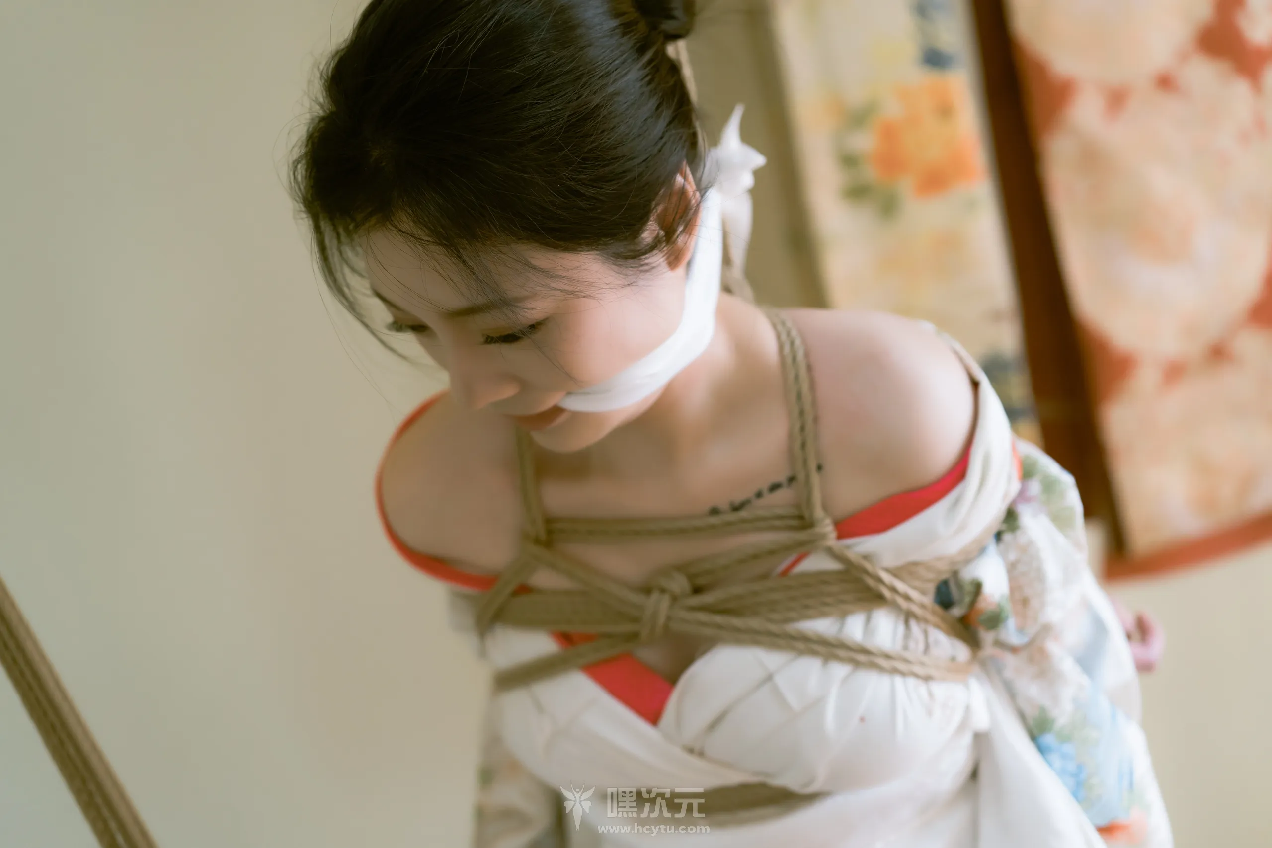 桃良阿宅 紧缚美女写真图片 - 嘿次元 图6
