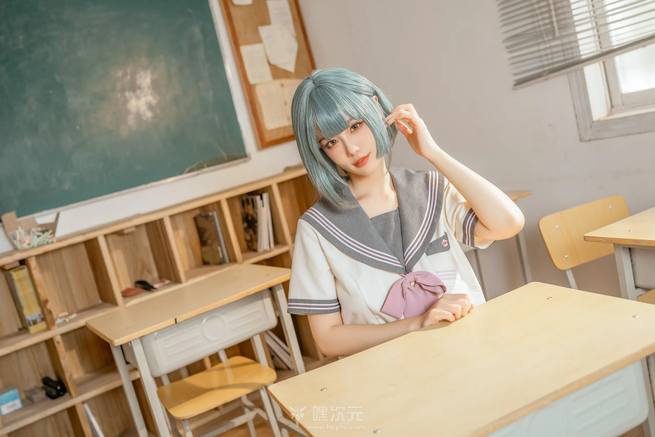 桃良阿宅 不良JK美女 写真图片 - 嘿次元 图2
