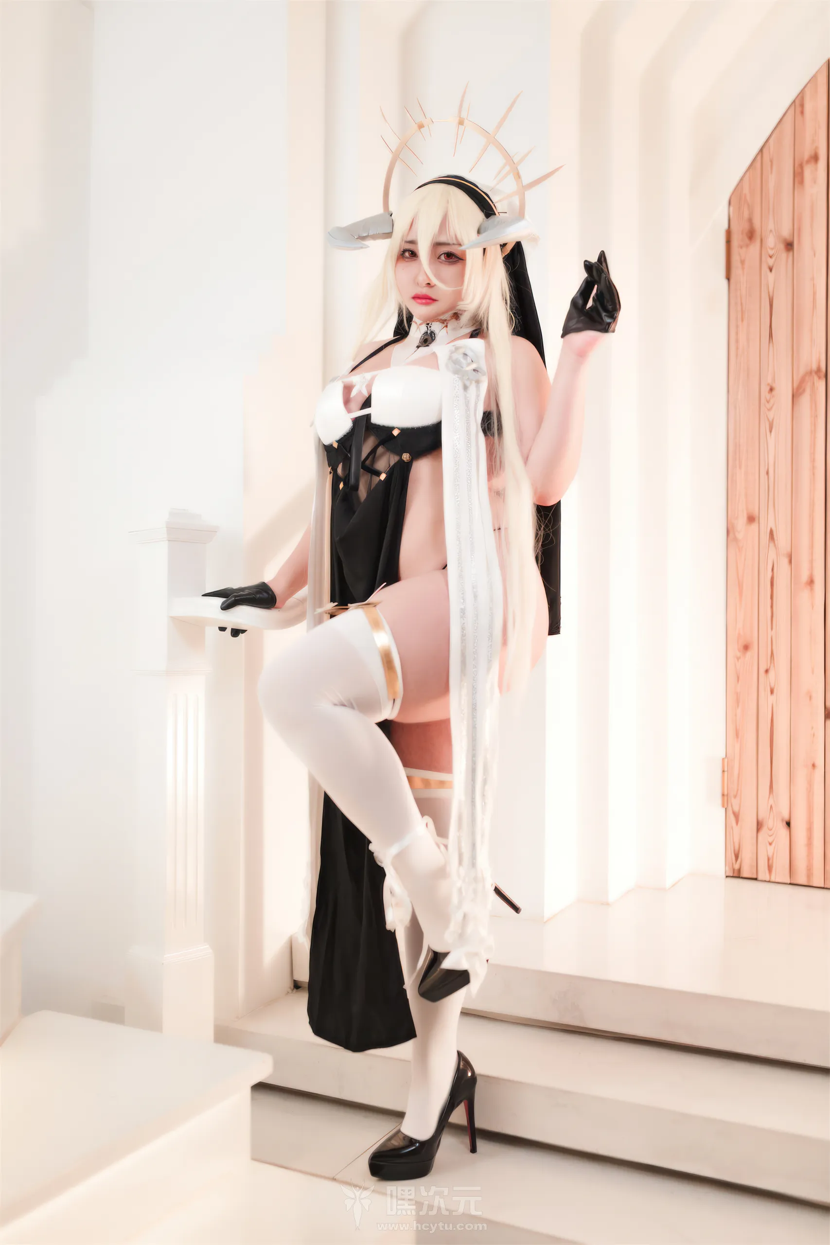 洛璃 LoLiSAMA 写真合集下载