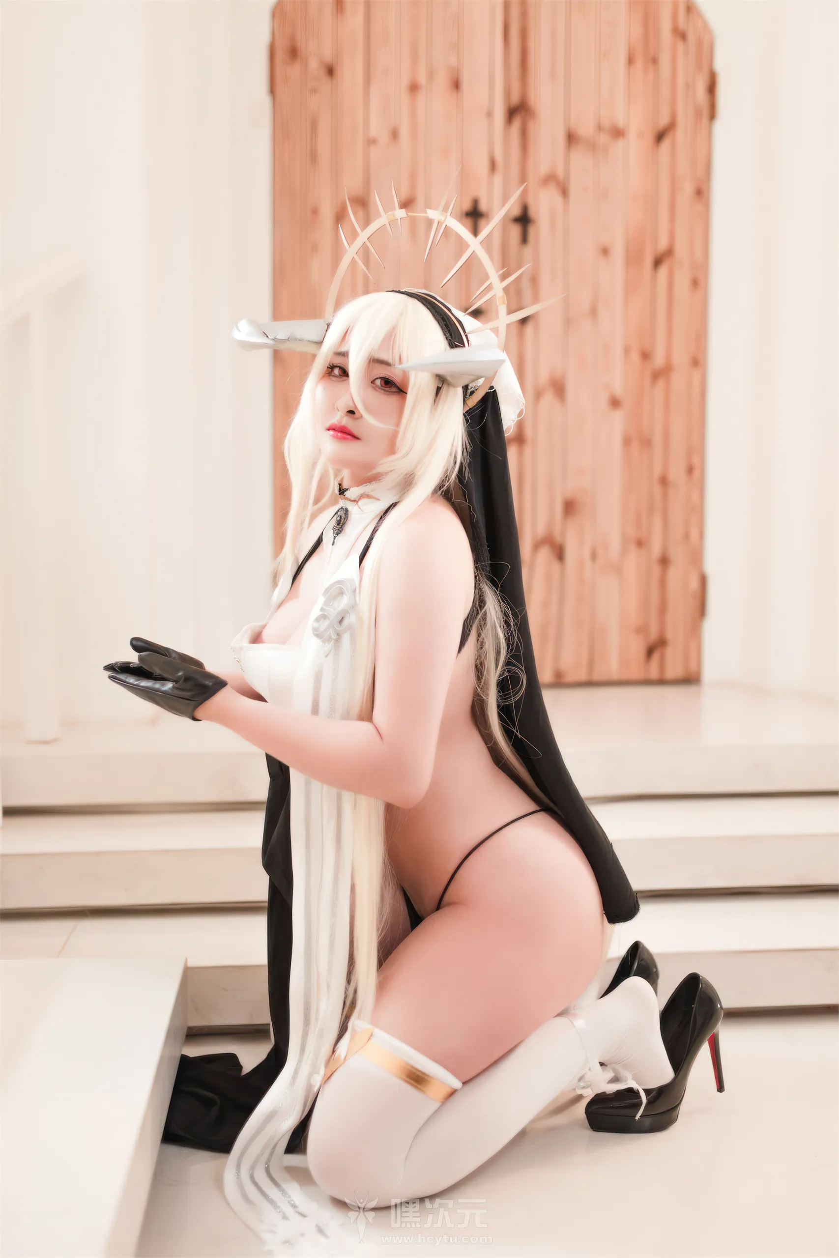 洛璃 LoLiSAMA 写真合集下载