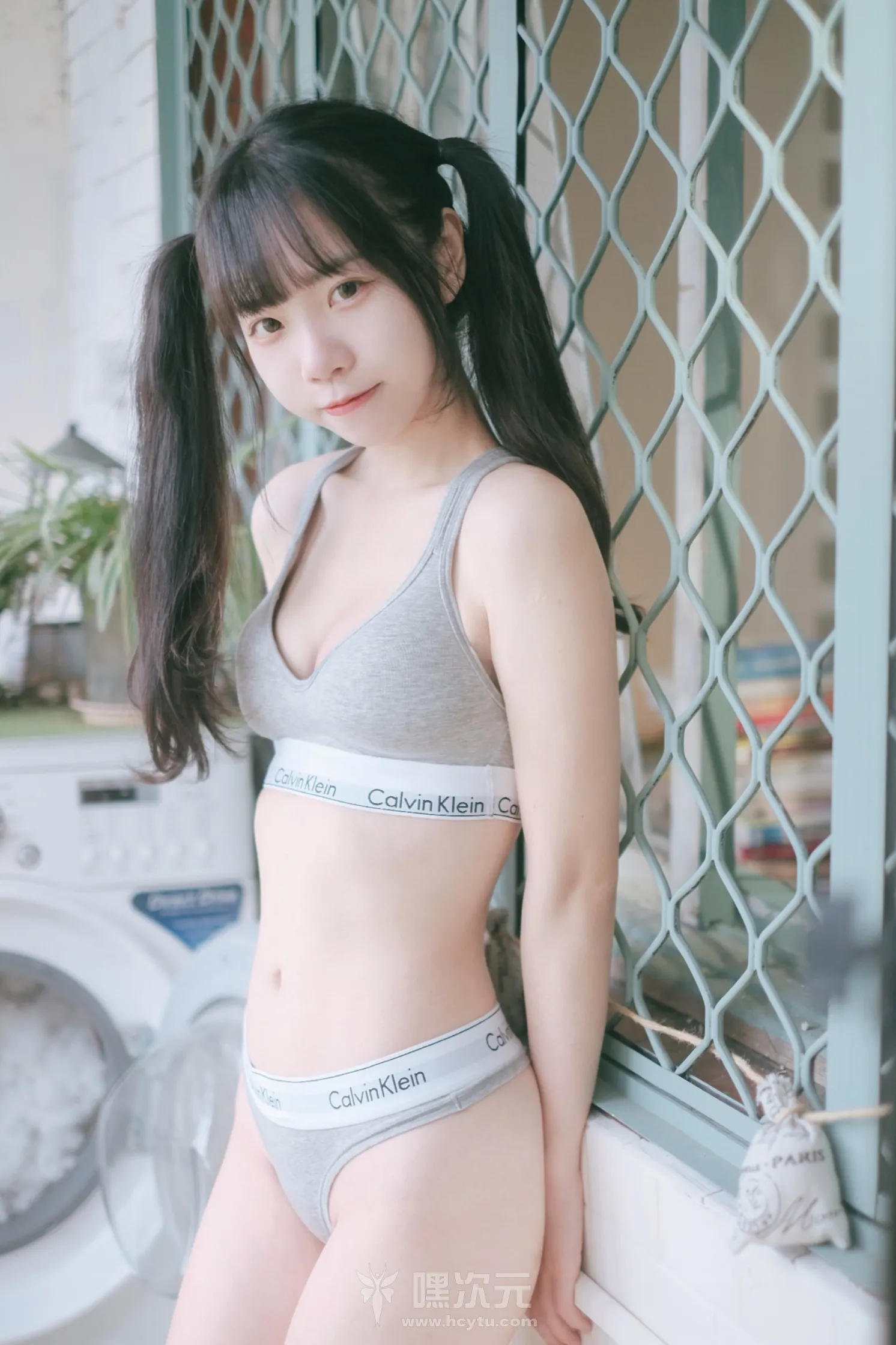 可可小白兔 首發 居家可攜帶小蘿莉🐰写真图片-嘿次元