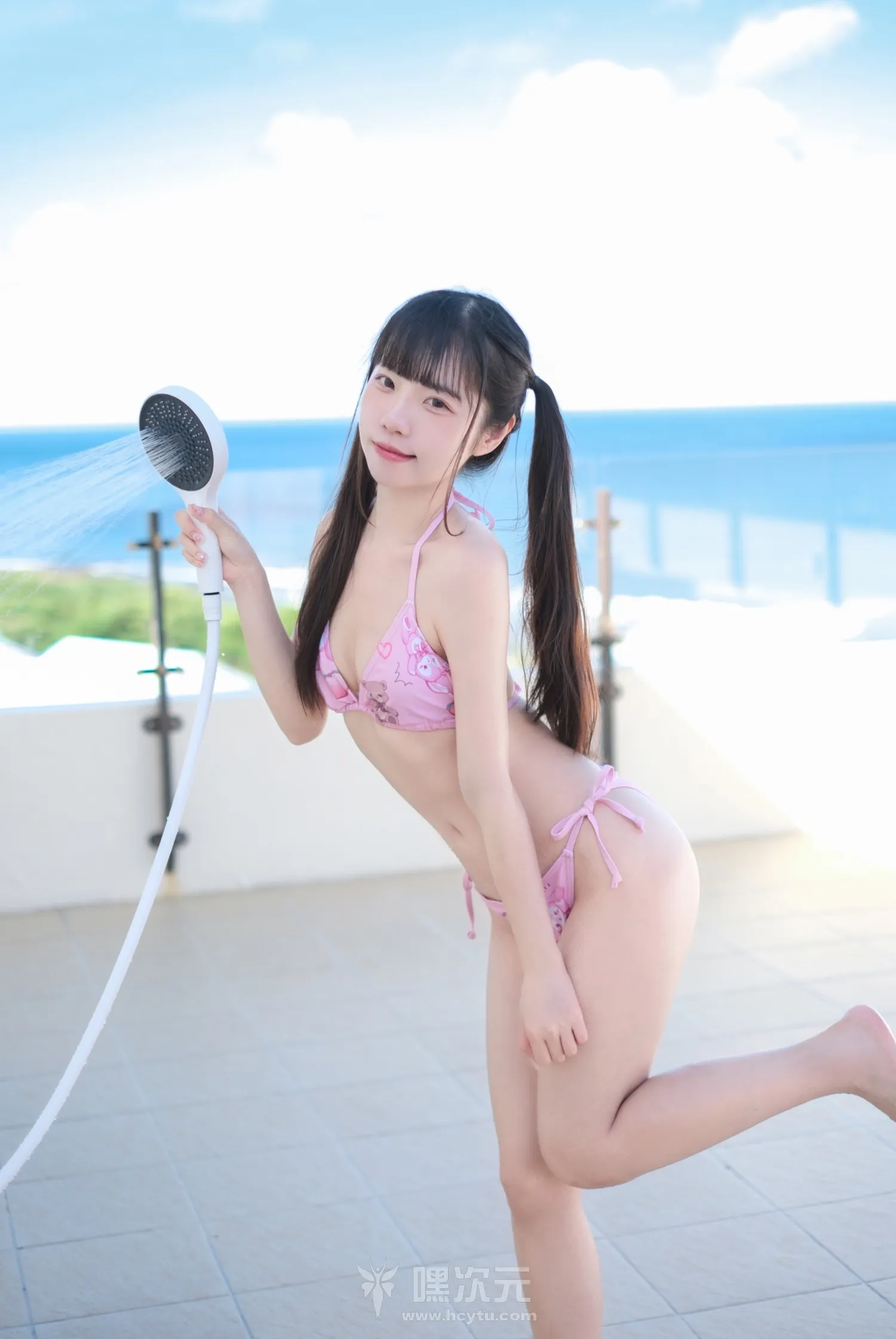 可可小白兔 愛慾流淌的小旅行写真图片-嘿次元