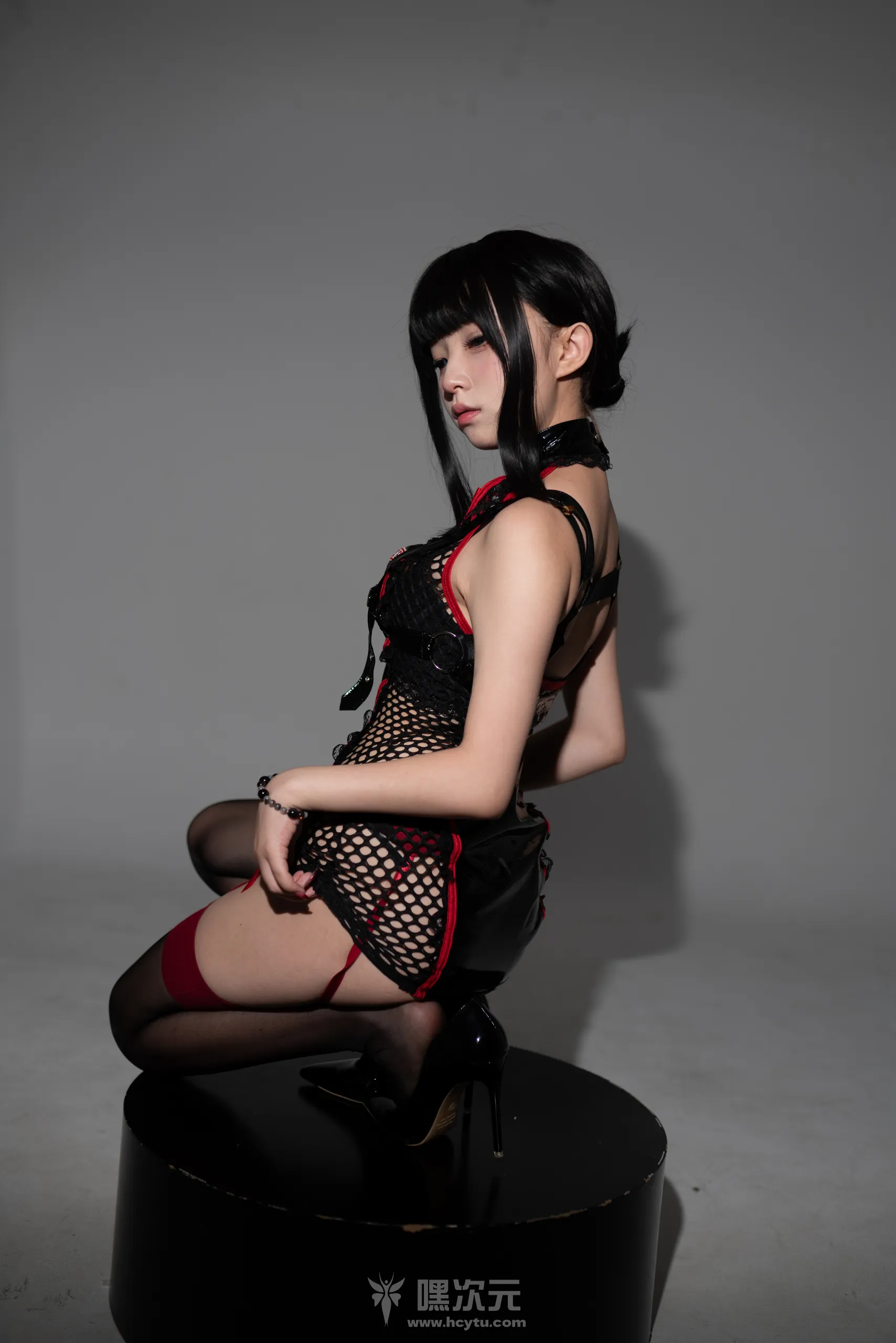 花铃 NO.024 特工护士 美女写真图片 - 嘿次元 图2
