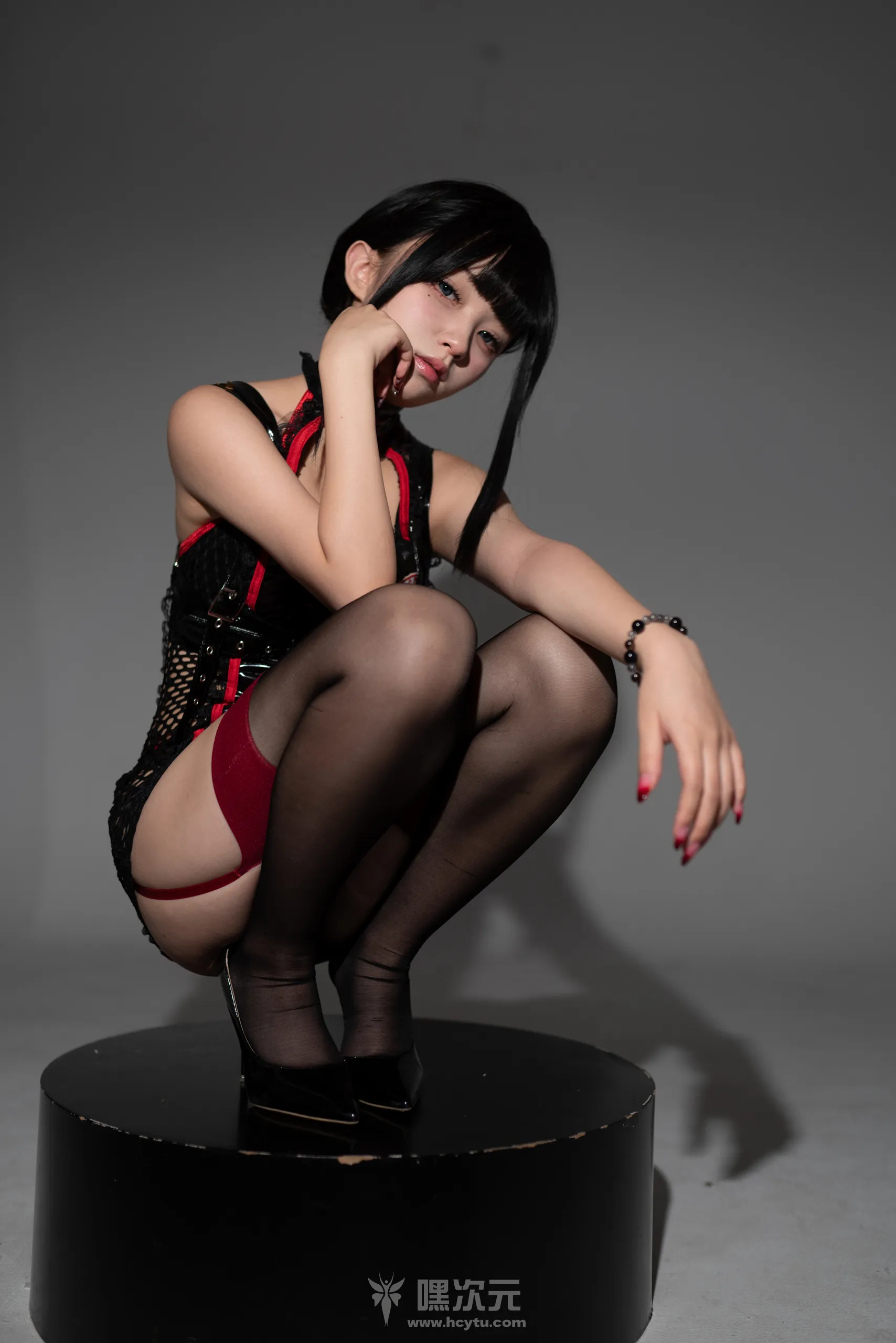 花铃 NO.024 特工护士 美女写真图片 - 嘿次元 图9