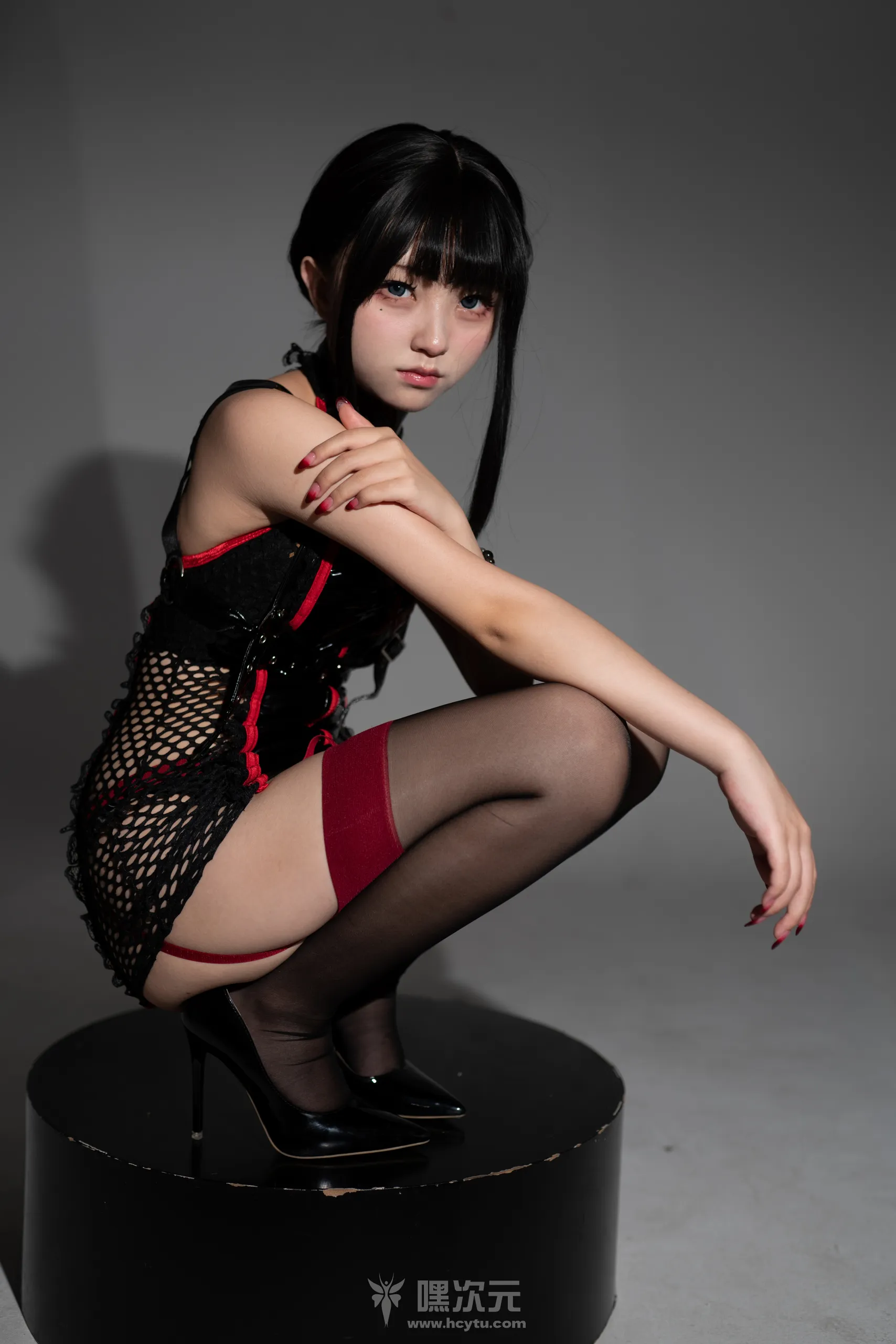 花铃 NO.024 特工护士 美女写真图片 - 嘿次元 图7