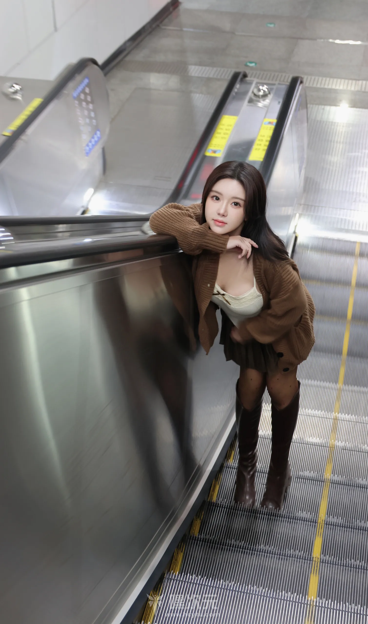 小薯条 写真合集下载（秀人内购） - 嘿次元 图3