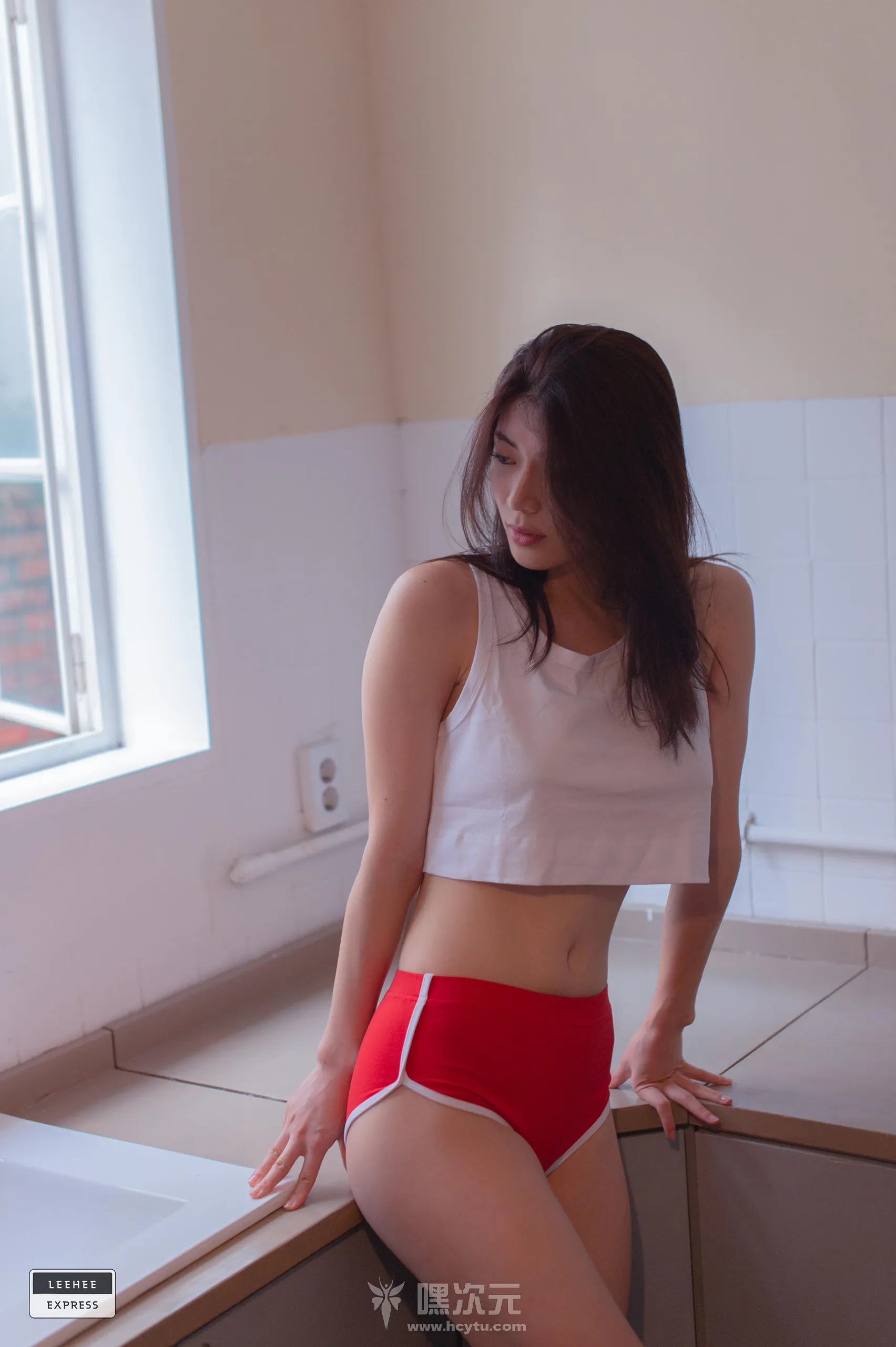 Min.E (민이) 写真合集下载-嘿次元