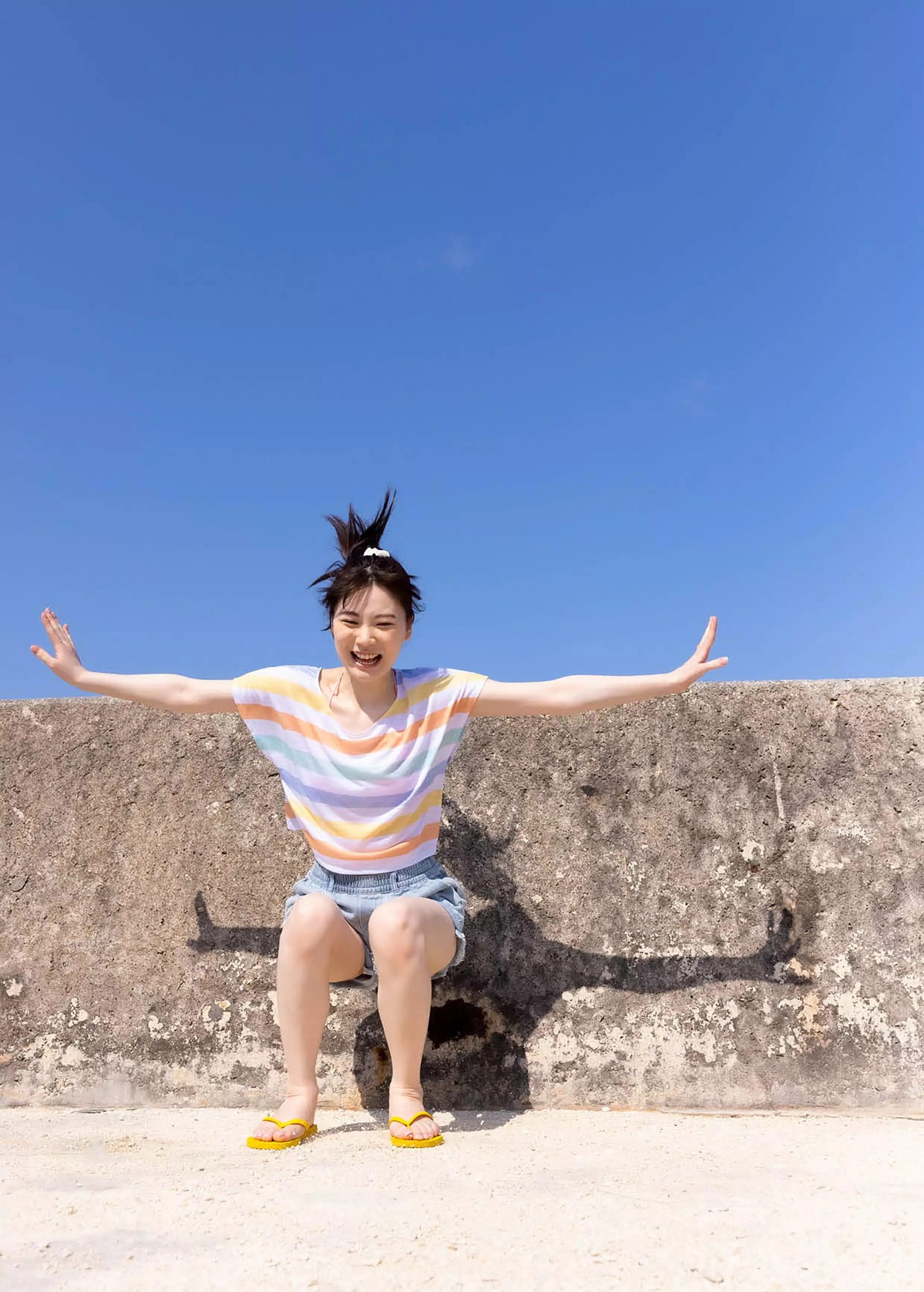2023.03.10 石川澪1st写真集『unusual』増ページ【デジタル特装版】-嘿次元
