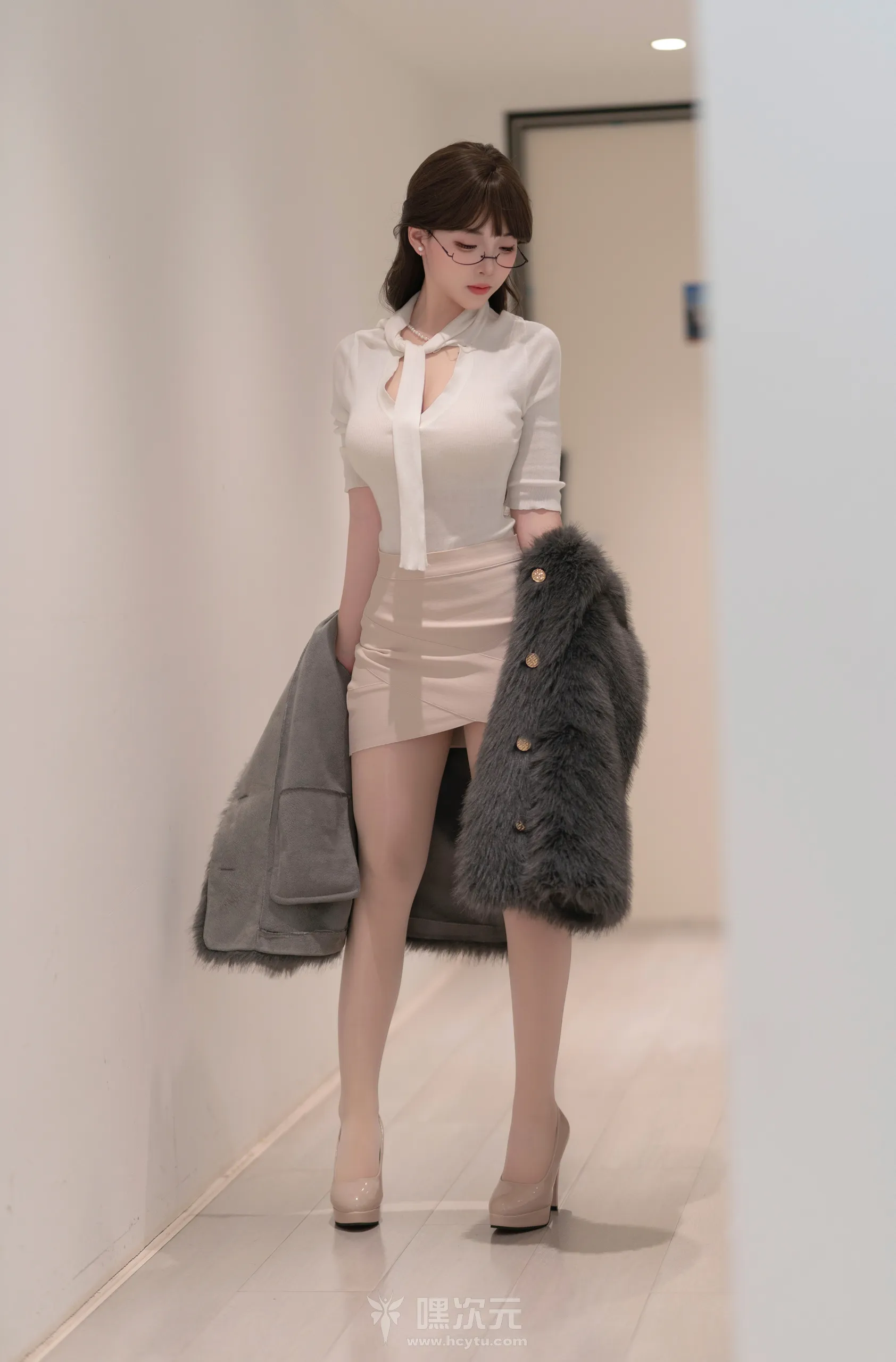 Bangni邦尼《触手来袭》写真：成熟少妇的克苏鲁风情 - 嘿次元 图3