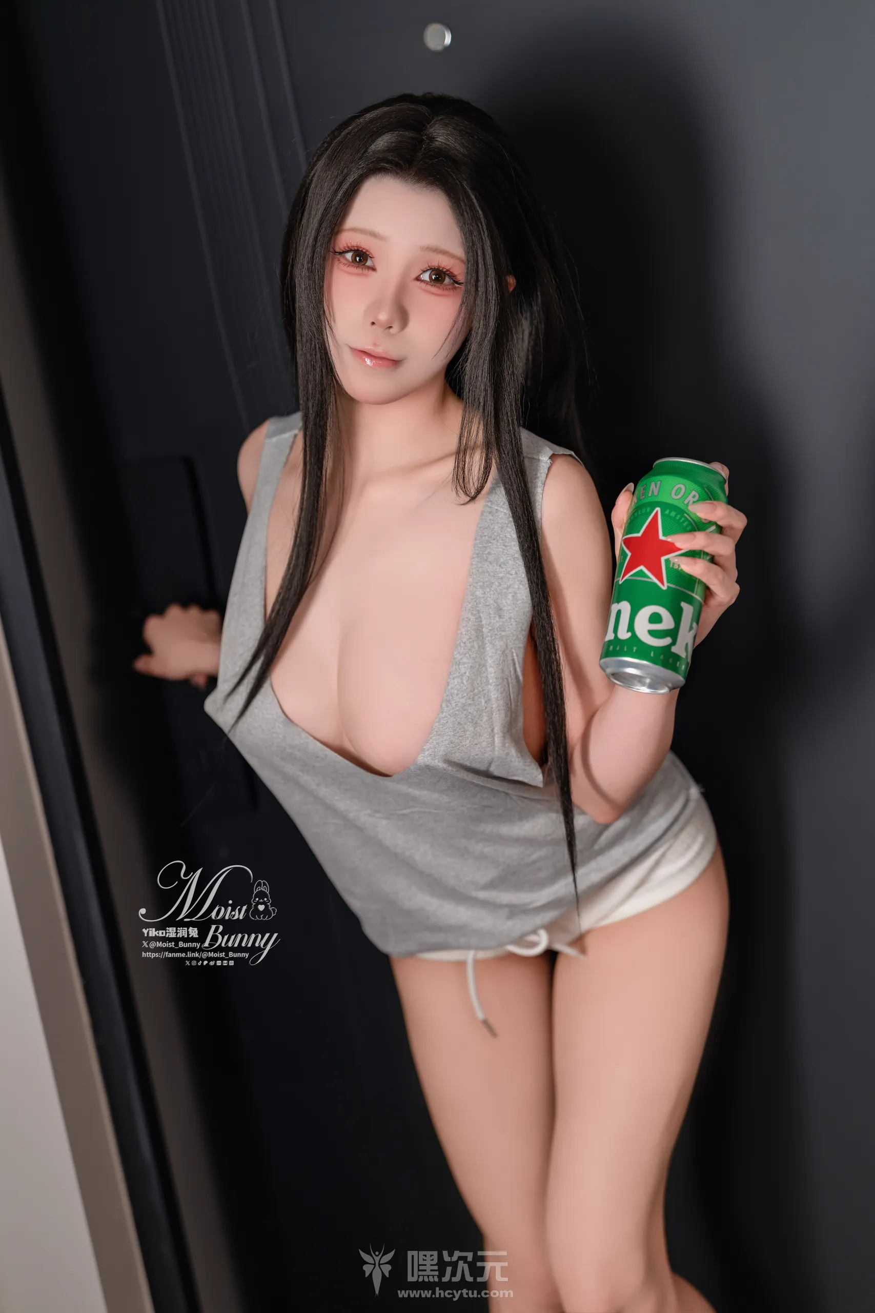 黏黏团子兔(Yiko湿润兔) 小酌怡情 居家私房写真集-嘿次元