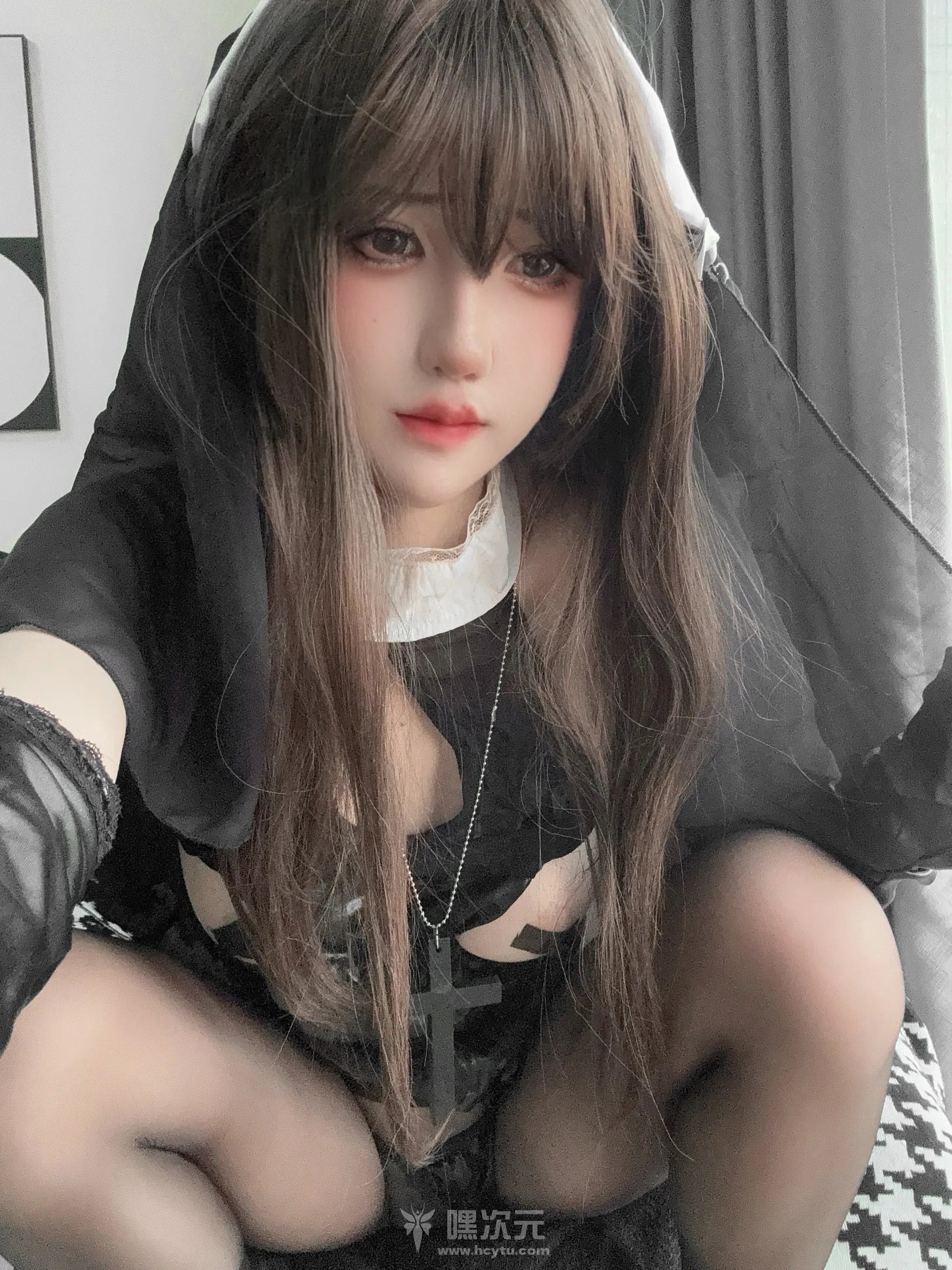 阿薰kaOri 毛毛修女写真图片 - 嘿次元 图4