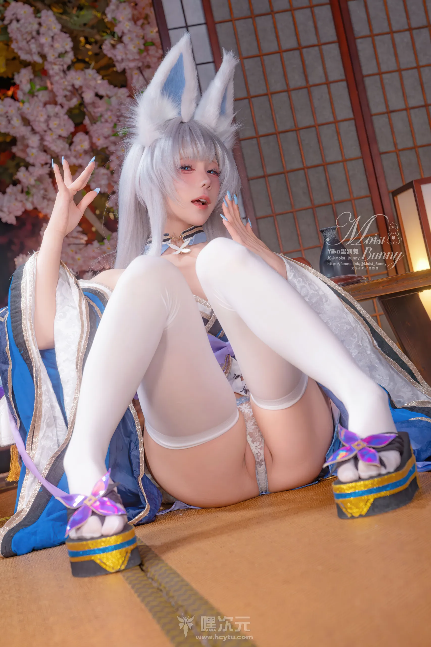 黏黏团子兔 碧蓝航线信浓 [深V巨乳/白丝敞开] 写真集 - 嘿次元 图5