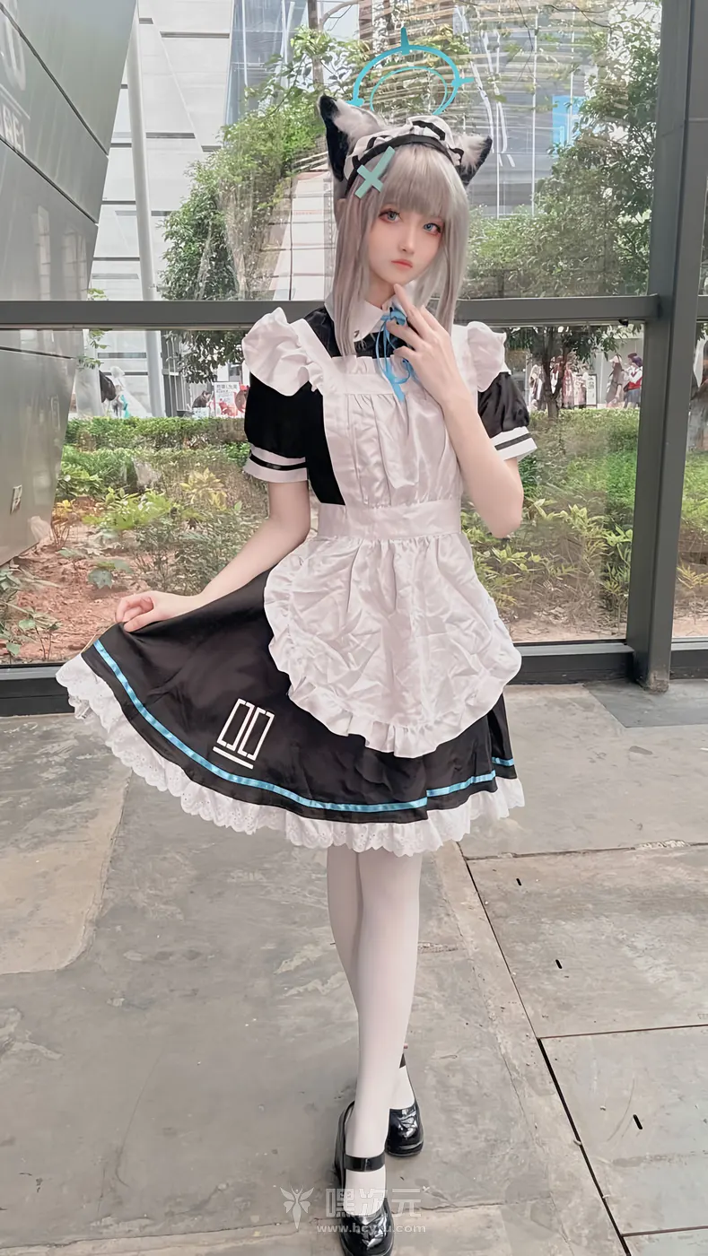 山崎怜Rei 蔚蓝档案 砂狼白子 写真集 - 山崎怜Rei - 裙摆掀开,腰臀折角显露骨相