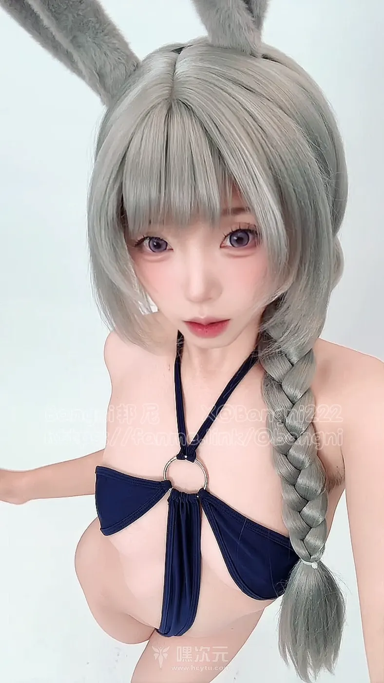 Bangni邦尼 Juddy Hopps 邦尼兔野性诱惑制服写真 写真集 - Bangni邦尼 - 银发垂落时的唇齿微颤