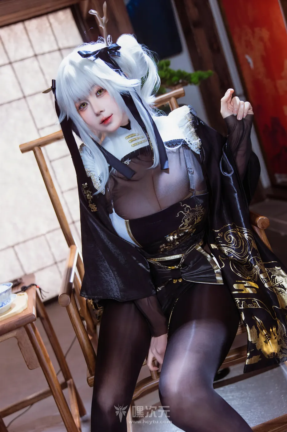 末夜787 Nikke胜利女神 布兰儿 黑金紧身短袄诱惑 写真集 - 末夜787 Nikke胜利女神 布兰儿 写真集 封面预览