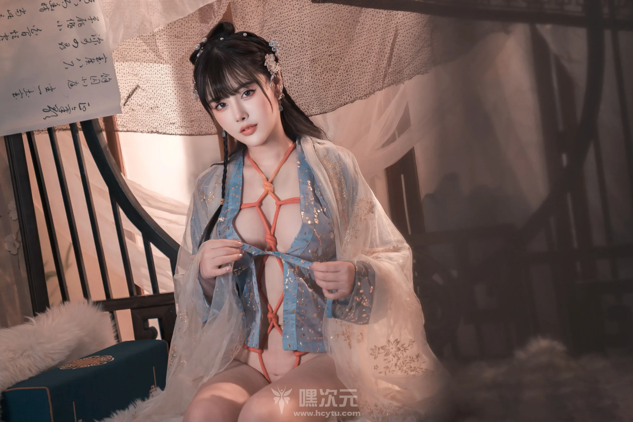 恋恋艾妮 2套美女写真合集下载-嘿次元