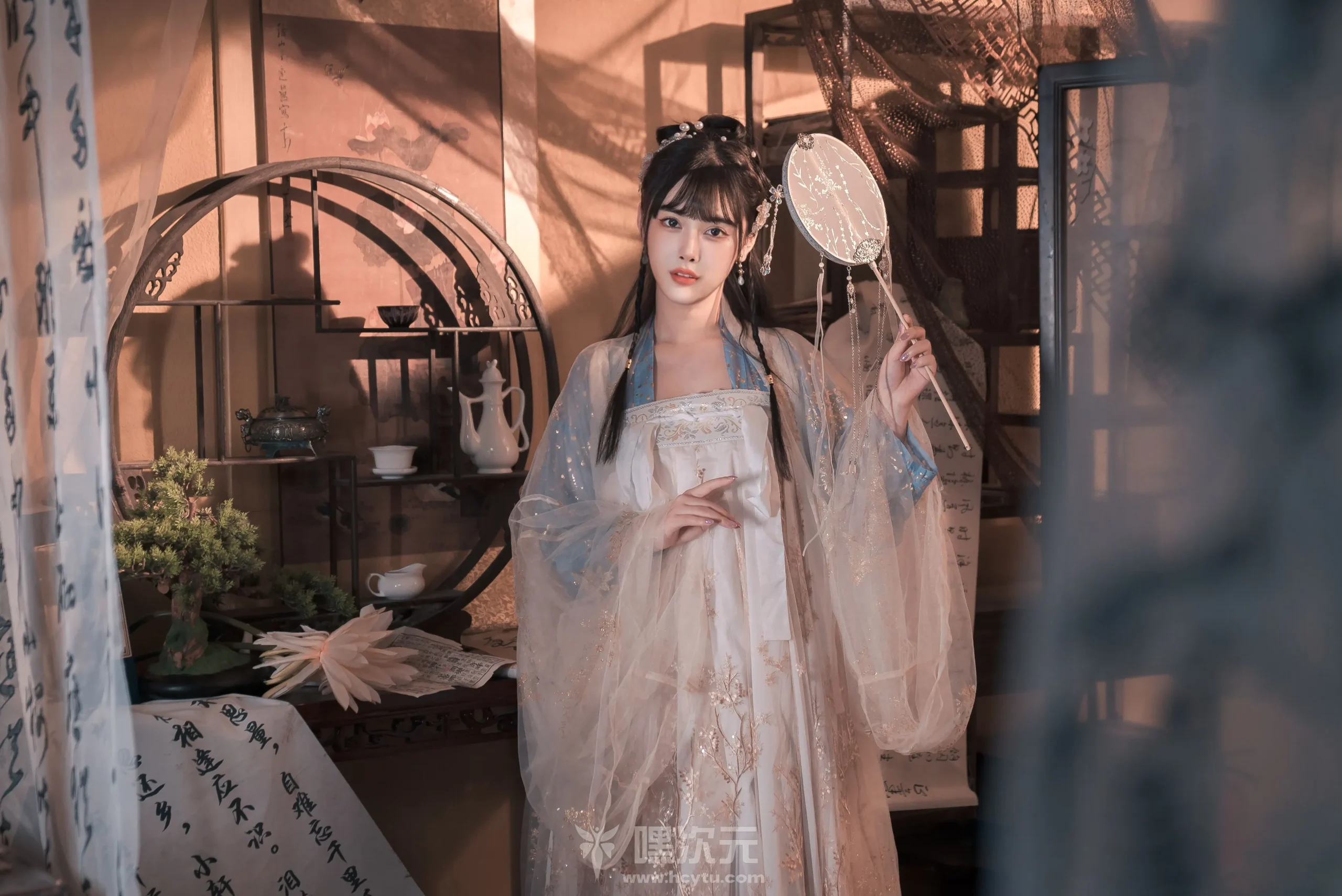 恋恋艾妮 2套美女写真合集下载 - 嘿次元 图3