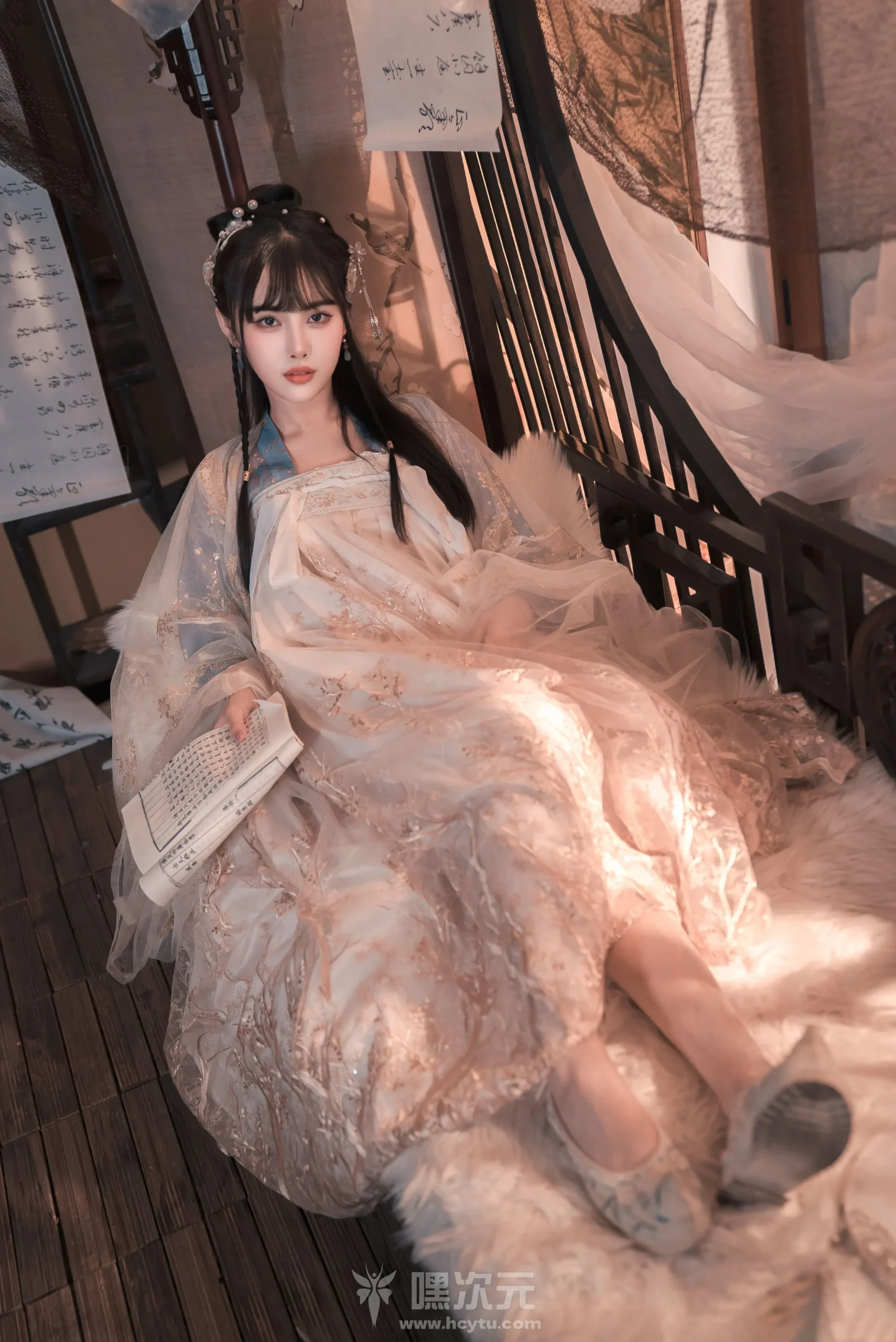 恋恋艾妮 2套美女写真合集下载 - 嘿次元 图5