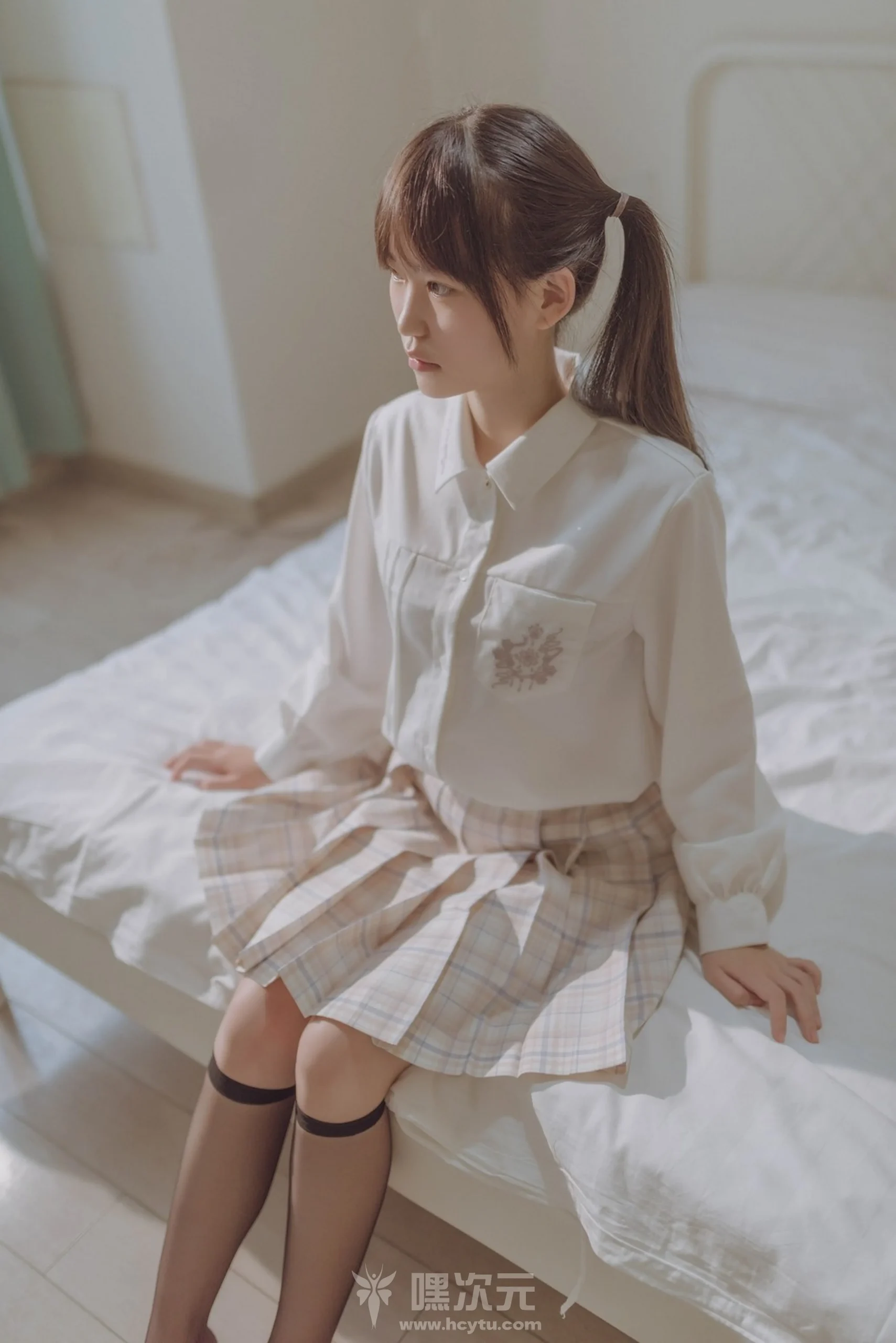 鹿初少女 写真合集下载-嘿次元