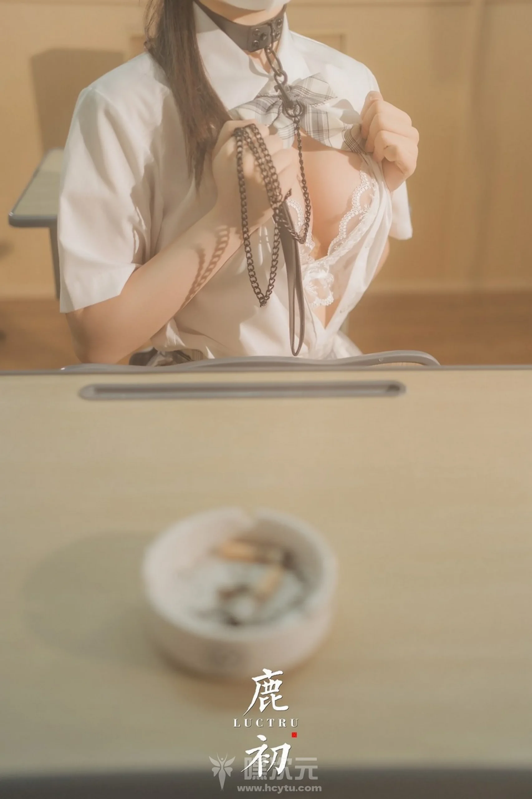鹿初少女 写真合集下载