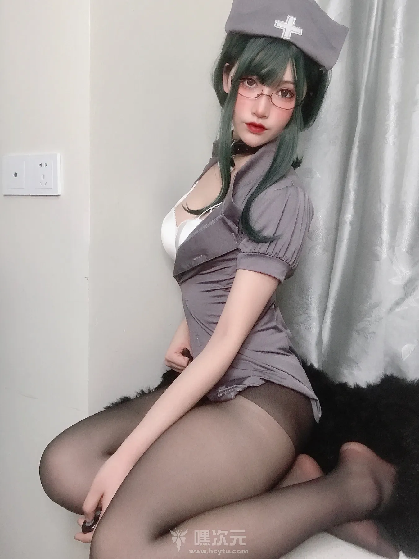 你十七鸽 写真合集下载