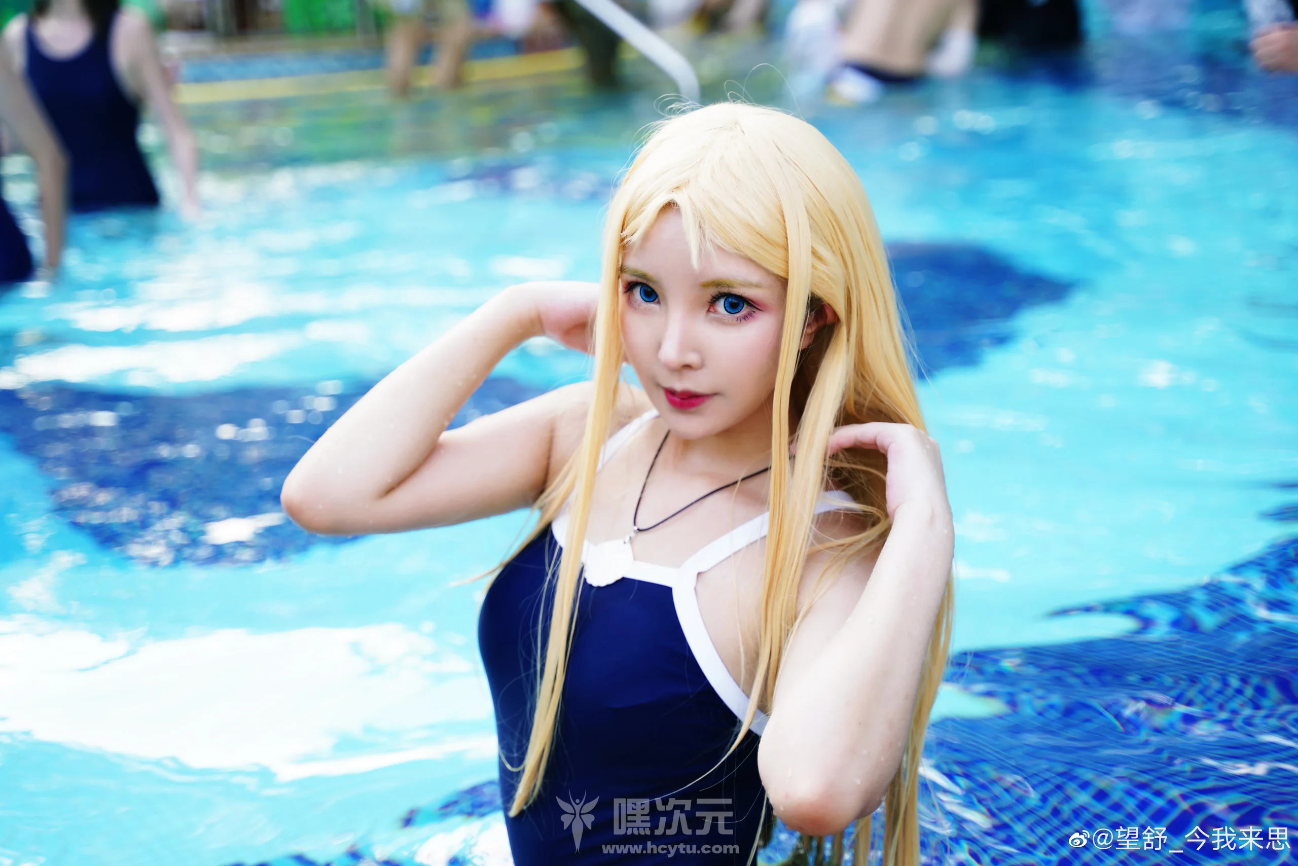 妍子坚不可摧 写真合集下载