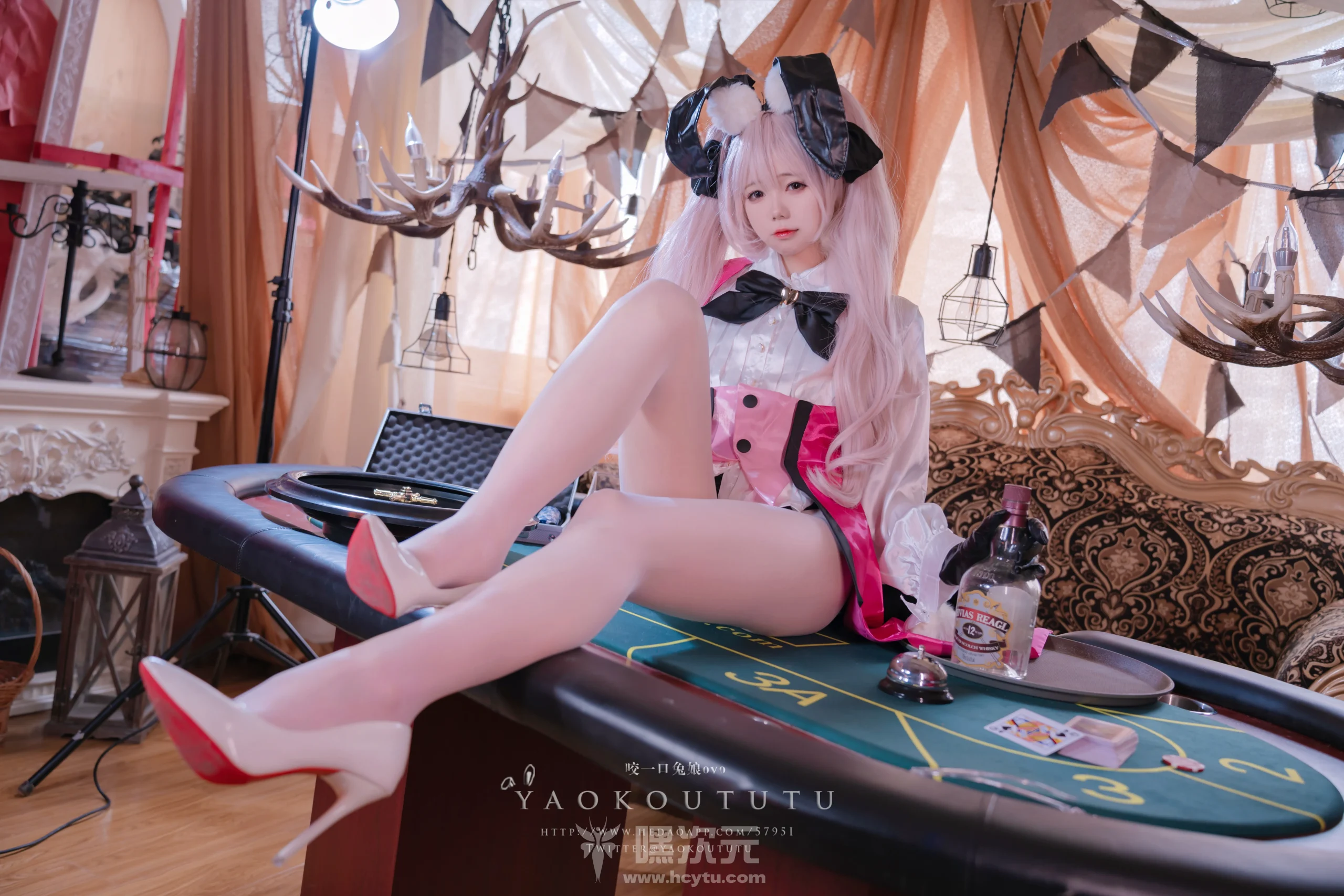 黏黏团子兔 六月订阅 高扬斯卡娅兔女郎 美女写真图片欣赏