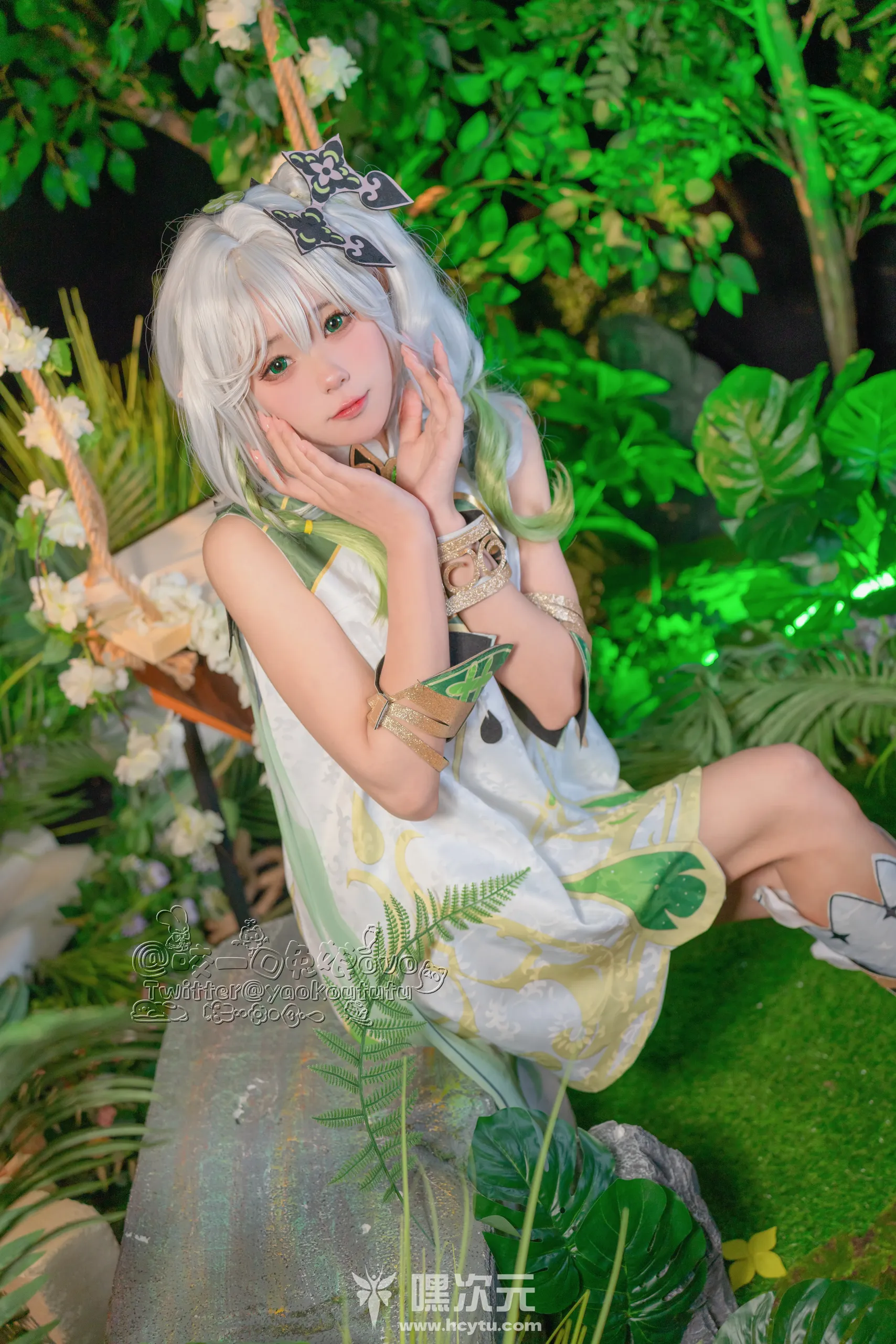 黏黏团子兔 万年萝莉纳西妲 美女写真图片欣赏