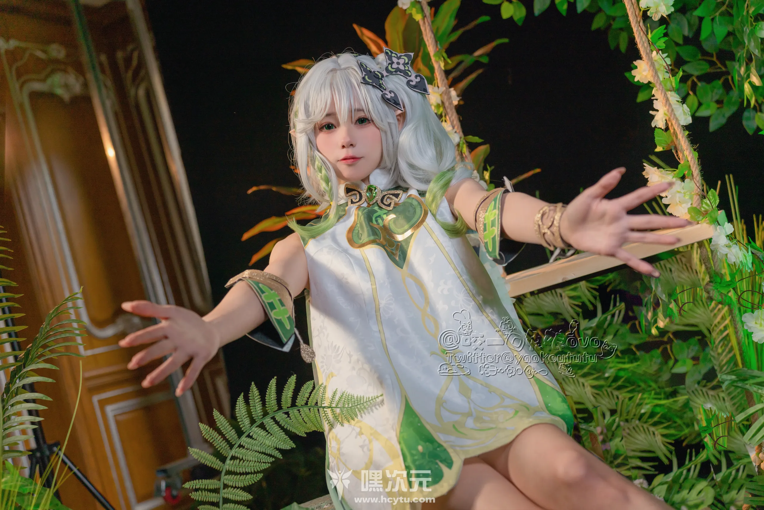 黏黏团子兔 万年萝莉纳西妲 美女写真图片欣赏