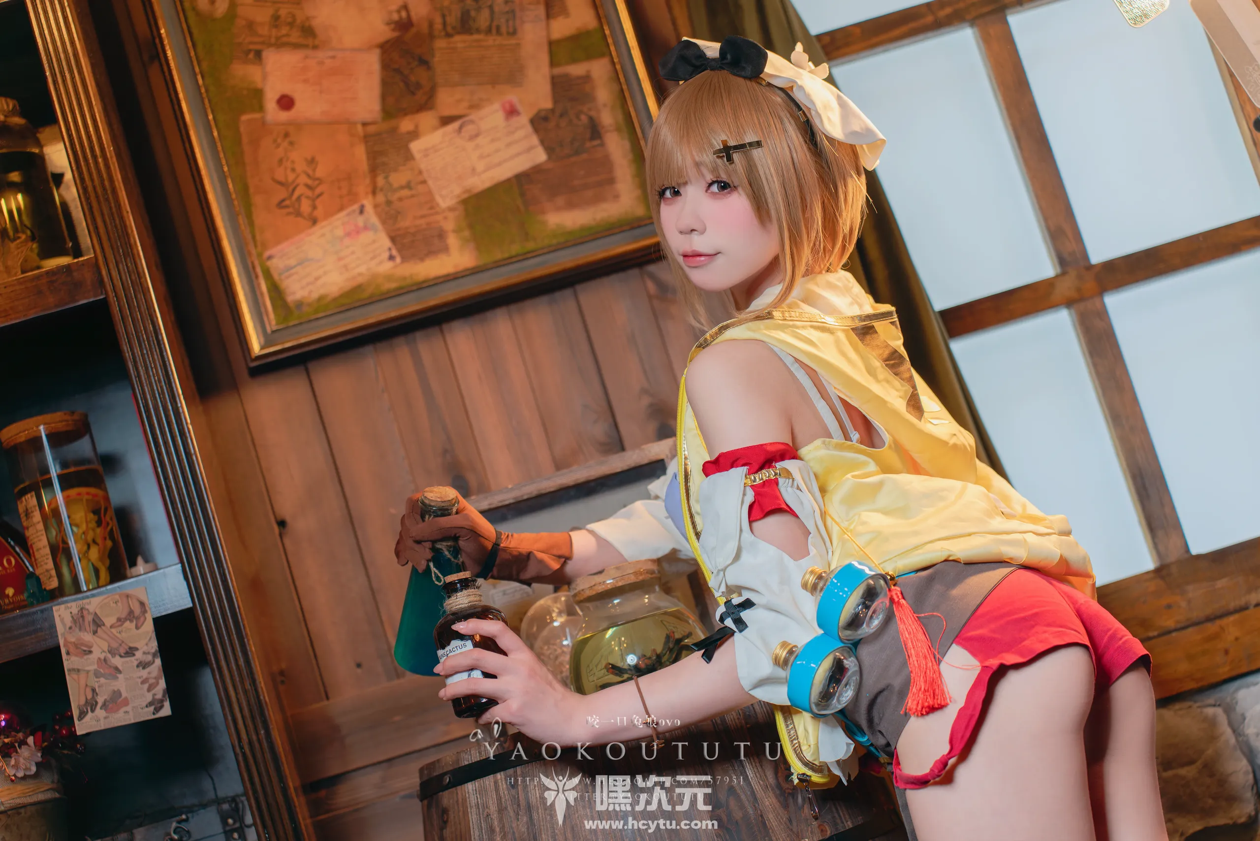 黏黏团子兔 莱莎的秘密工坊 美女写真图片欣赏