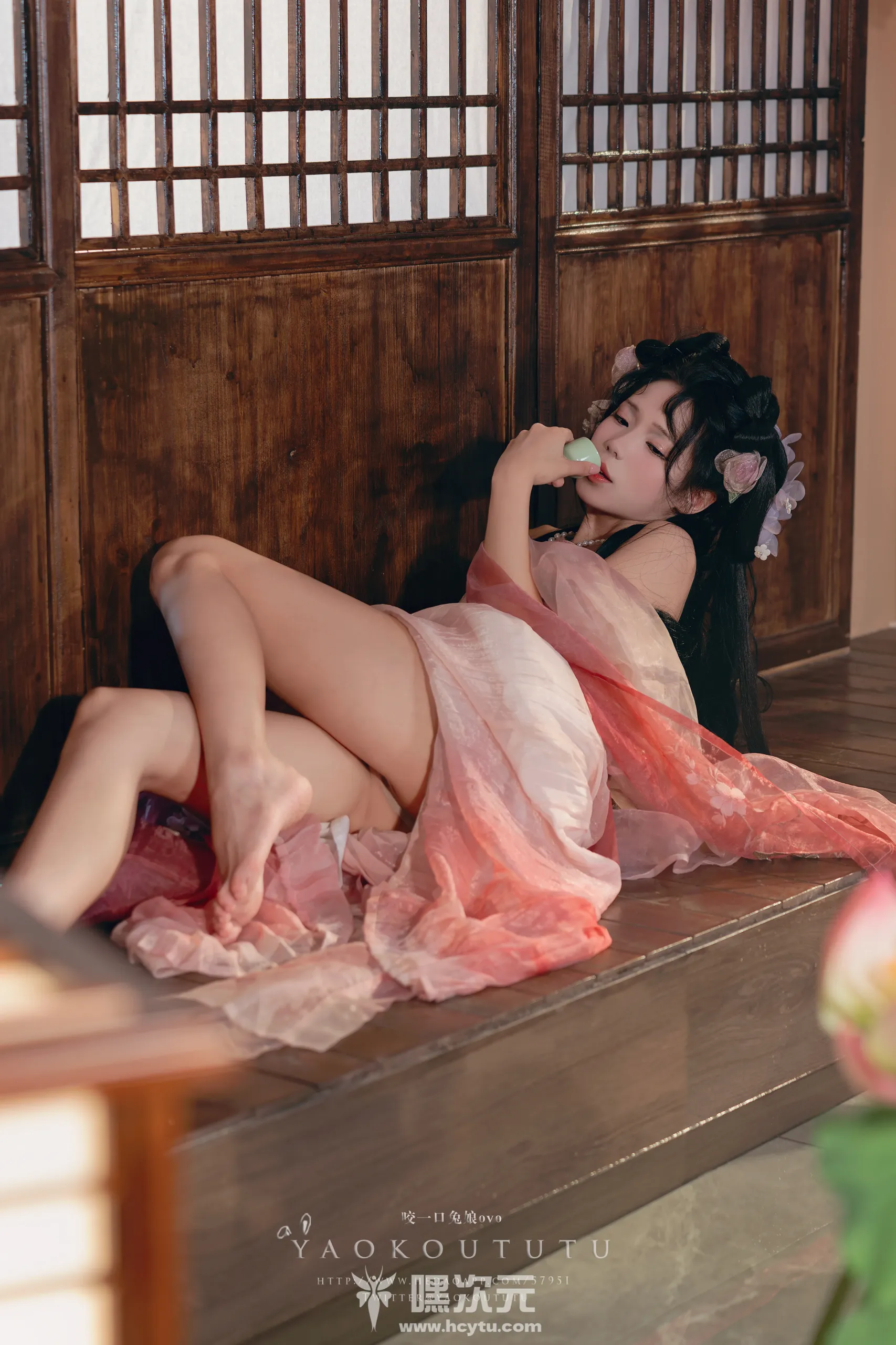 黏黏团子兔 醉倒荷塘边•游园惊梦 美女写真图片欣赏