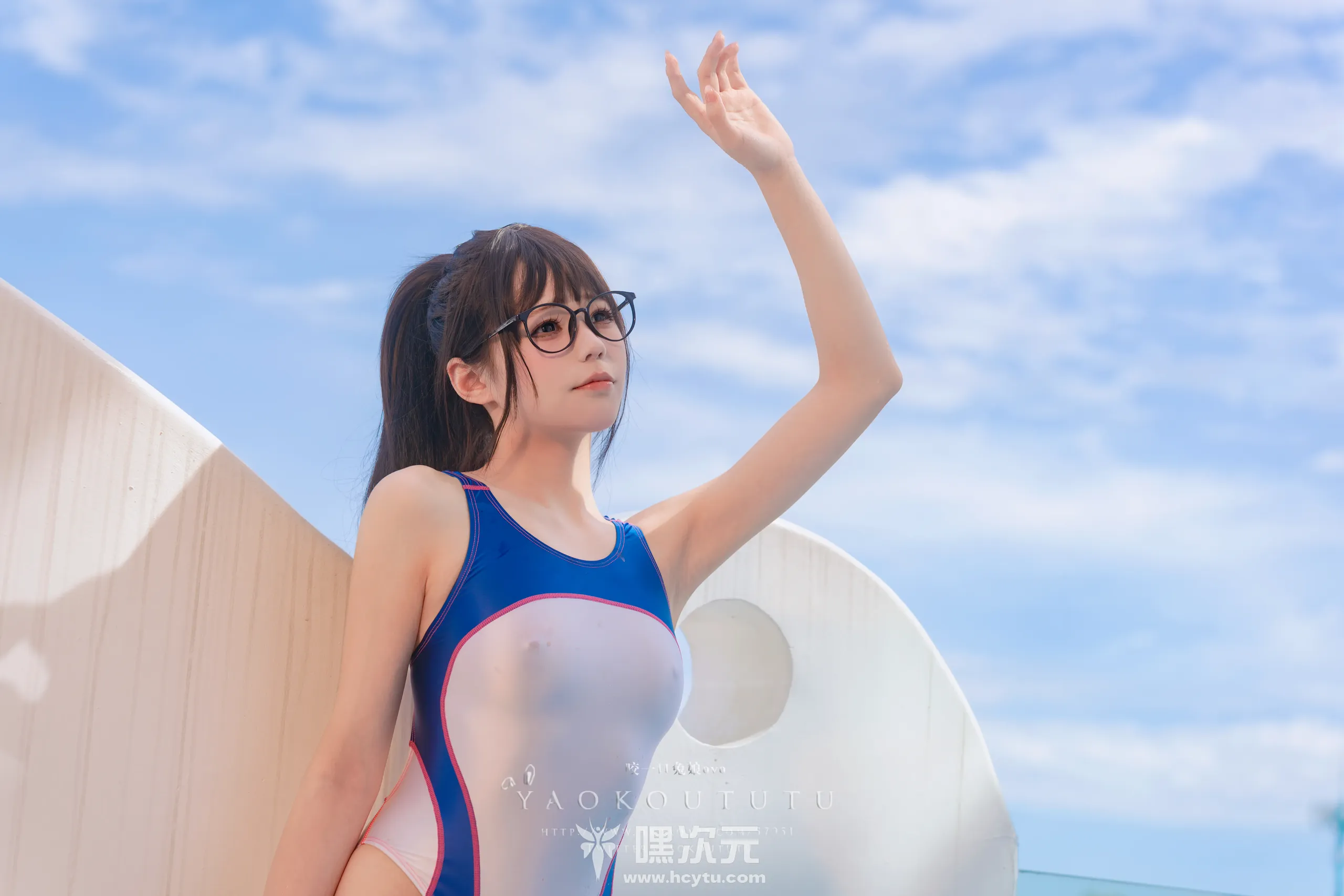黏黏团子兔 主将的假期•So Crazy 美女写真图片欣赏