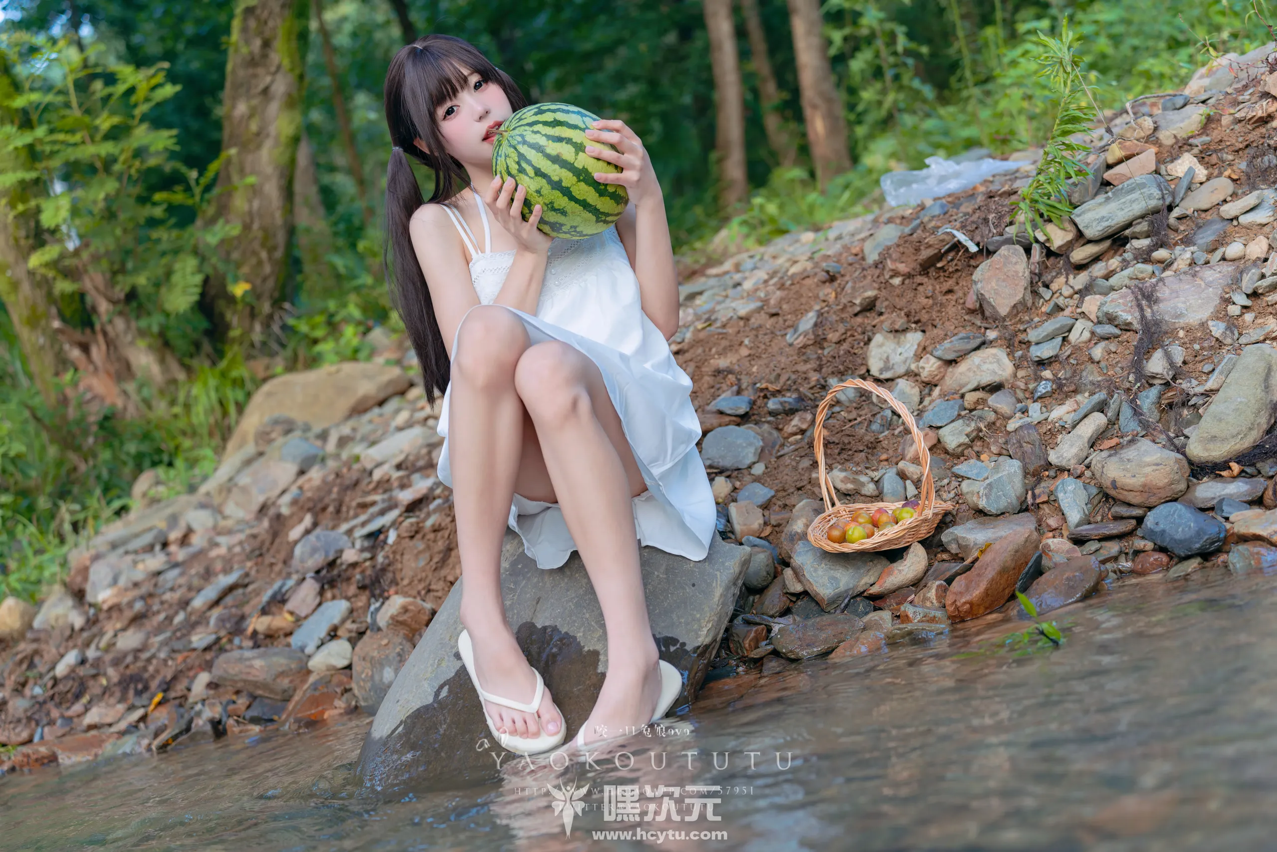 黏黏团子兔 溯溪之夏•恋爱循环 美女写真图片欣赏