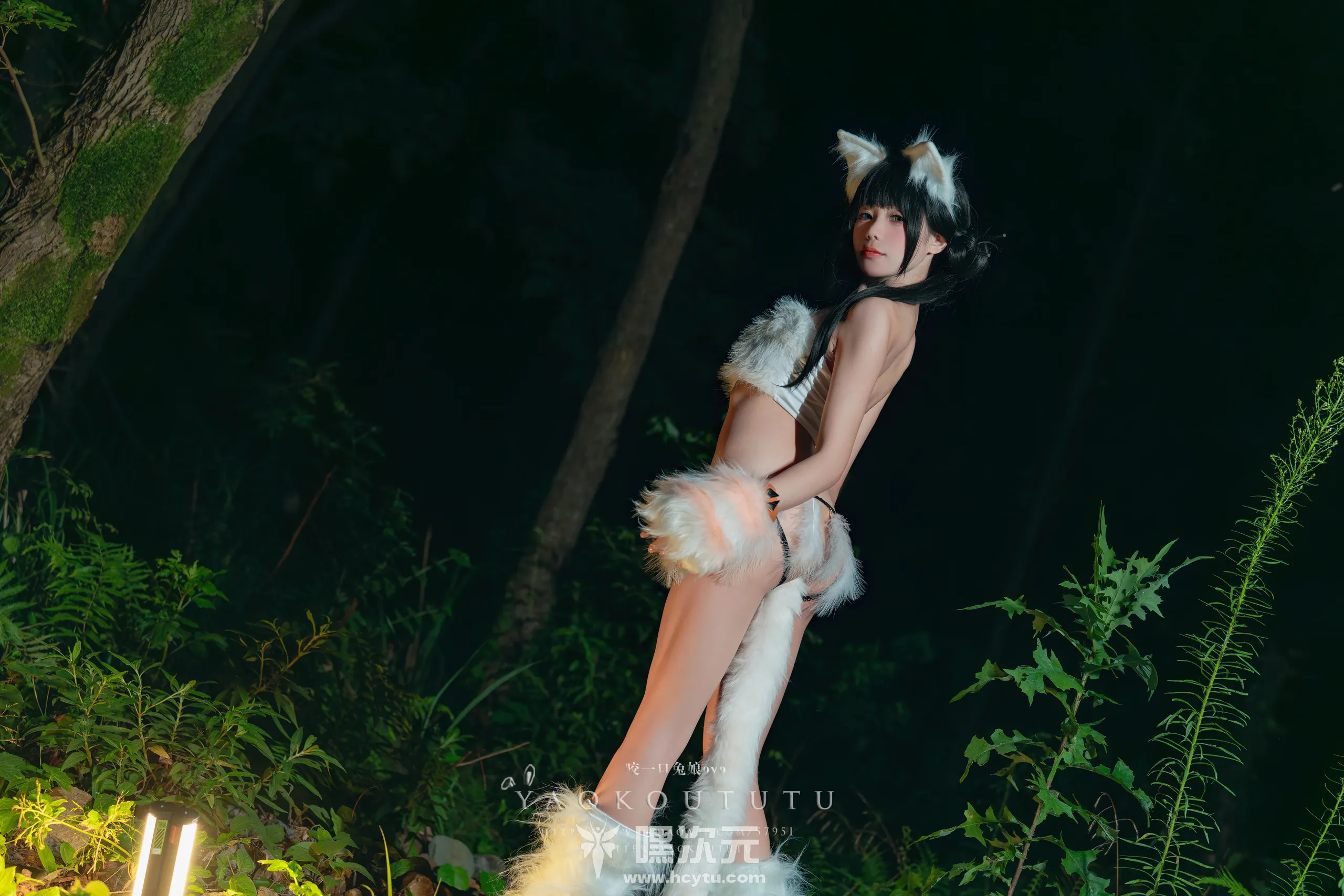 黏黏团子兔 狐灵•Likey 美女写真图片-嘿次元