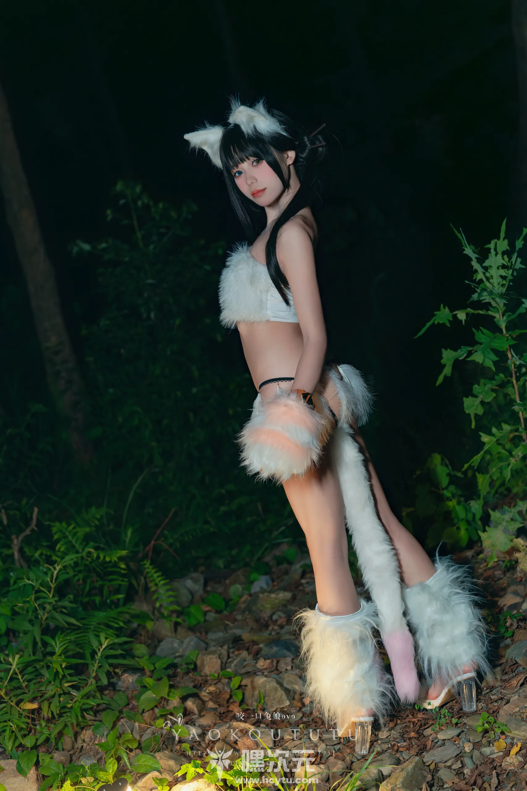 黏黏团子兔 狐灵•Likey 美女写真图片欣赏