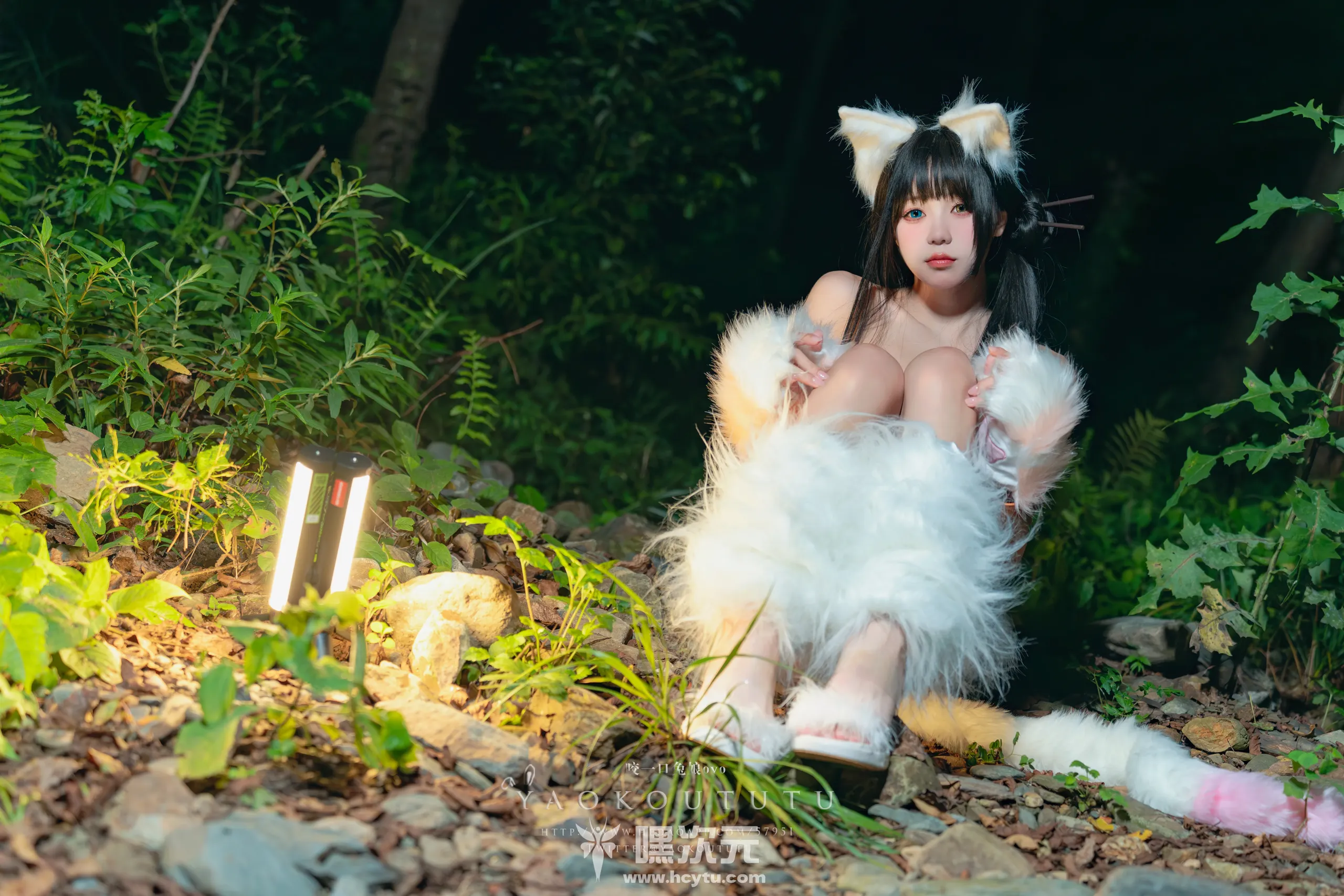 黏黏团子兔 狐灵•Likey 美女写真图片欣赏