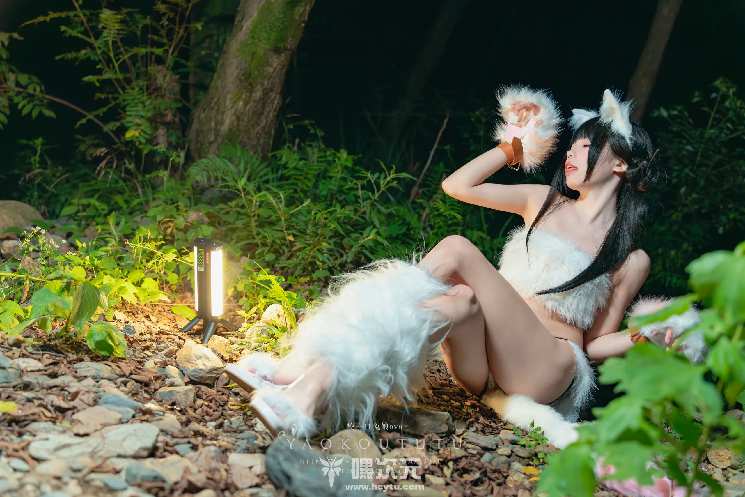 黏黏团子兔 狐灵•Likey 美女写真图片欣赏