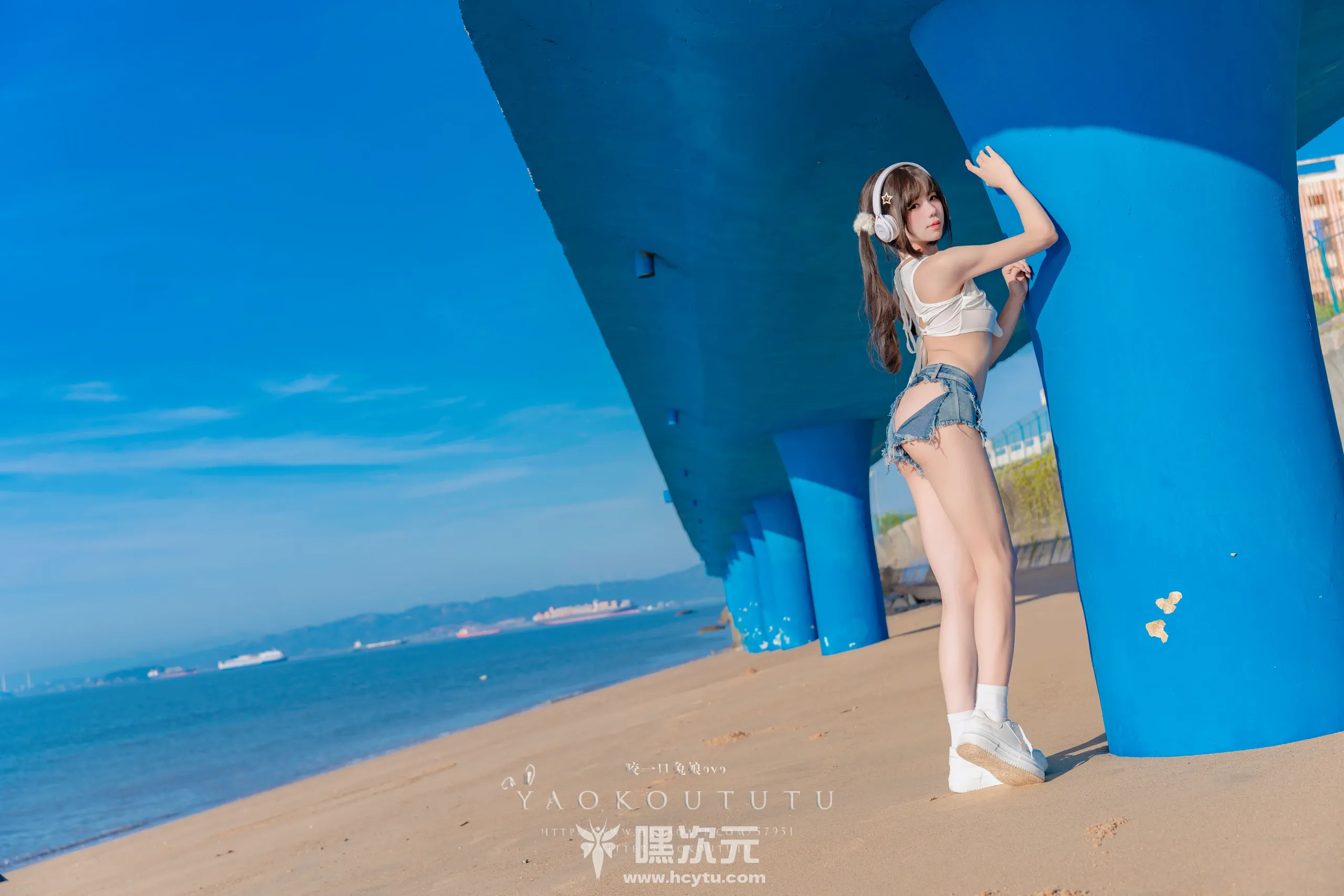 黏黏团子兔 海音旋律•Mr.Chu 美女写真图片欣赏