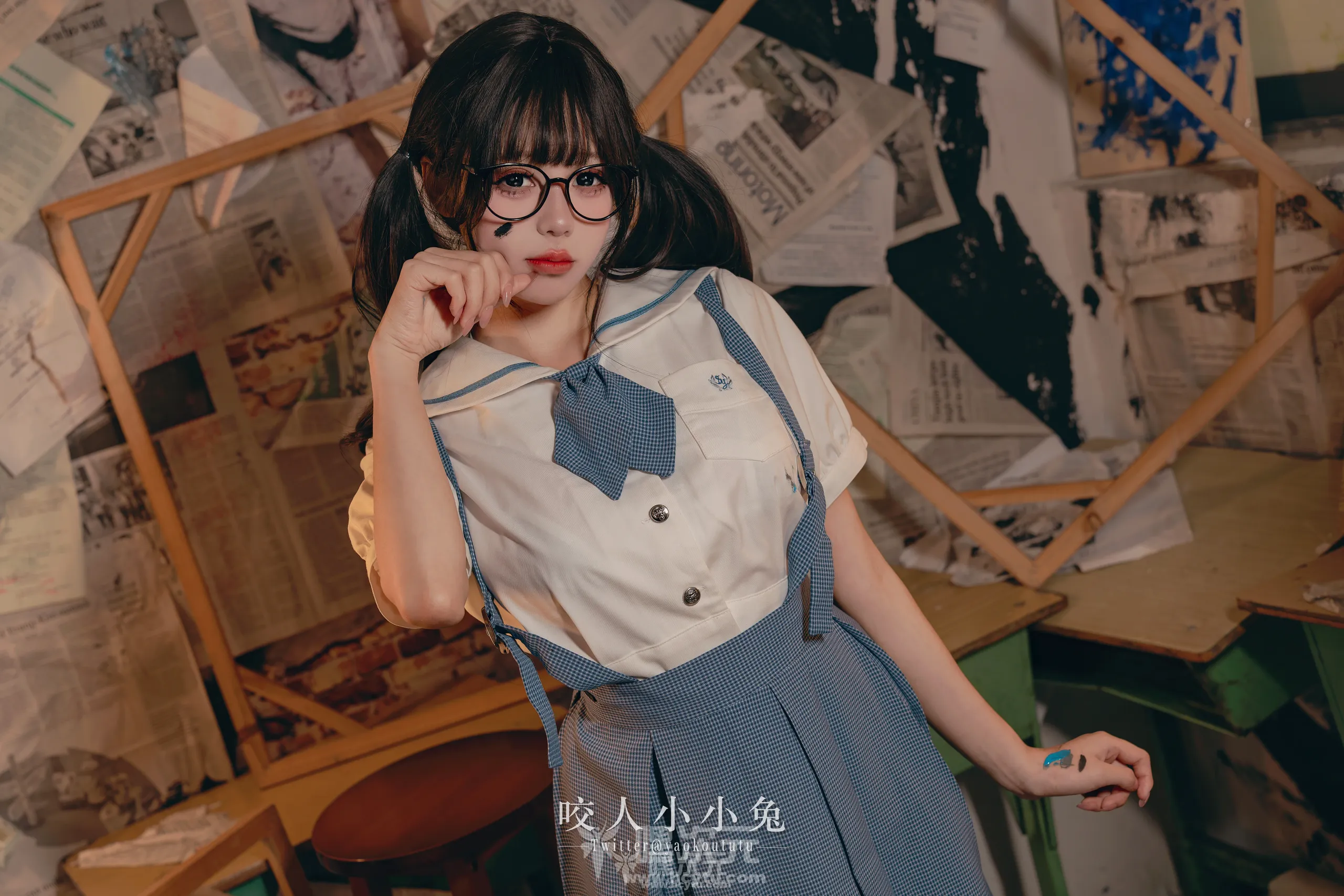 咬人小小兔 未成名画作&B+WITH+U美女写真图片欣赏