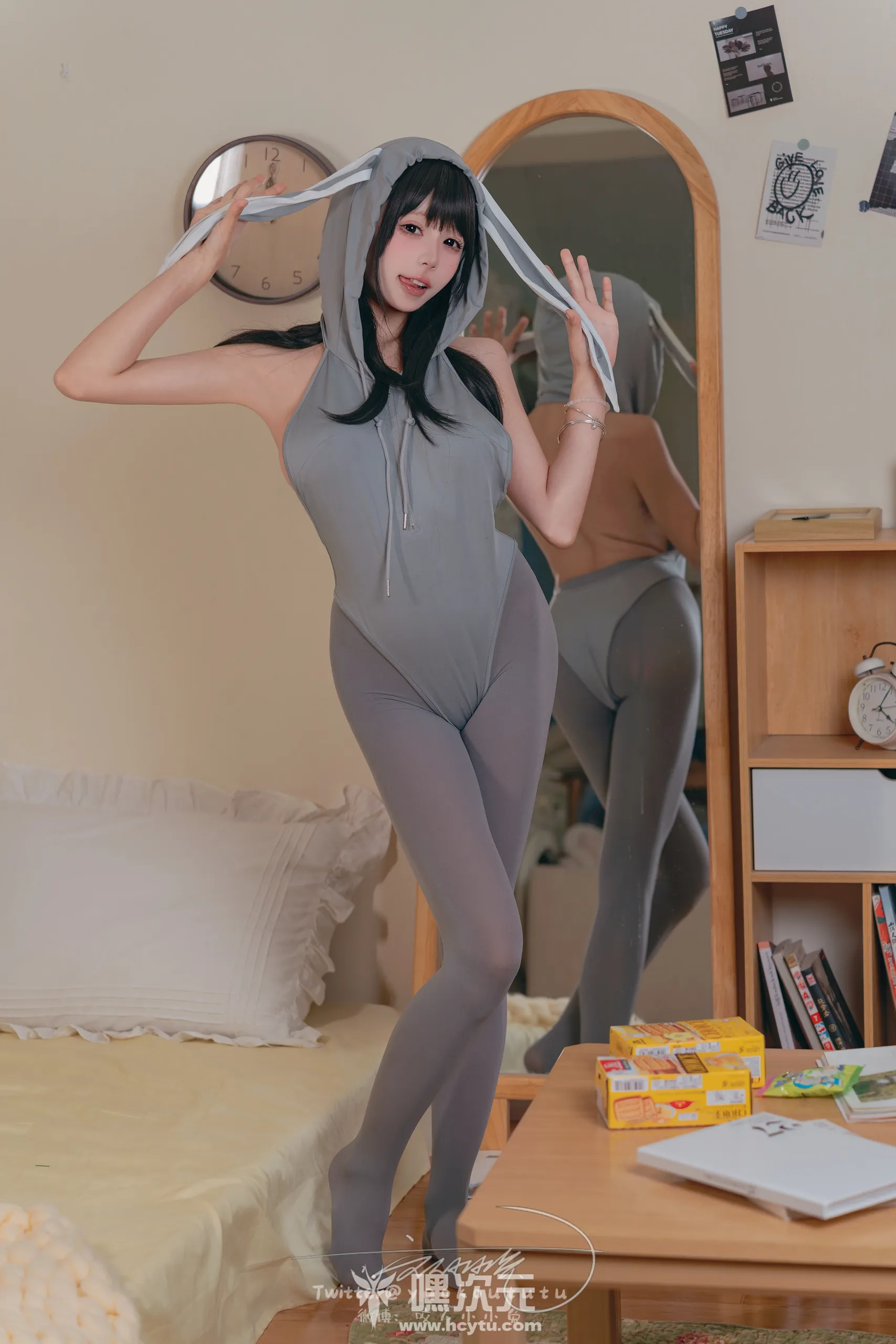 咬人小小兔 十二月T3专属特典 小灰兔-嘿次元