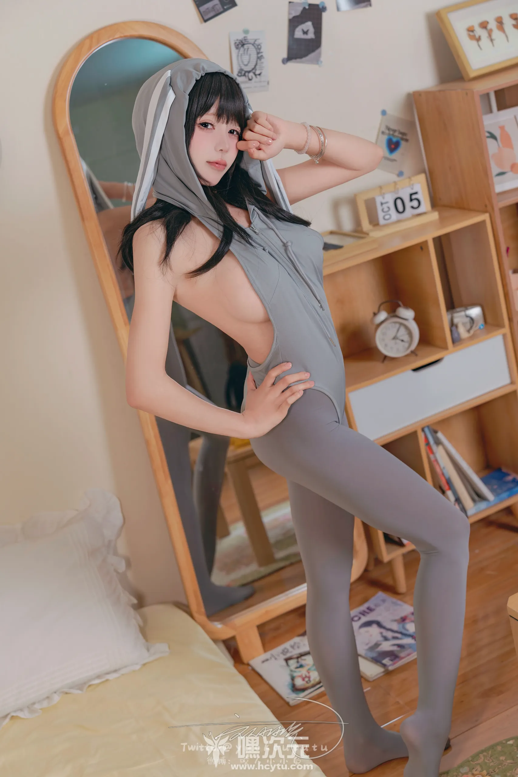 咬人小小兔 十二月T3专属特典 小灰兔[十二月订阅][图片欣赏]