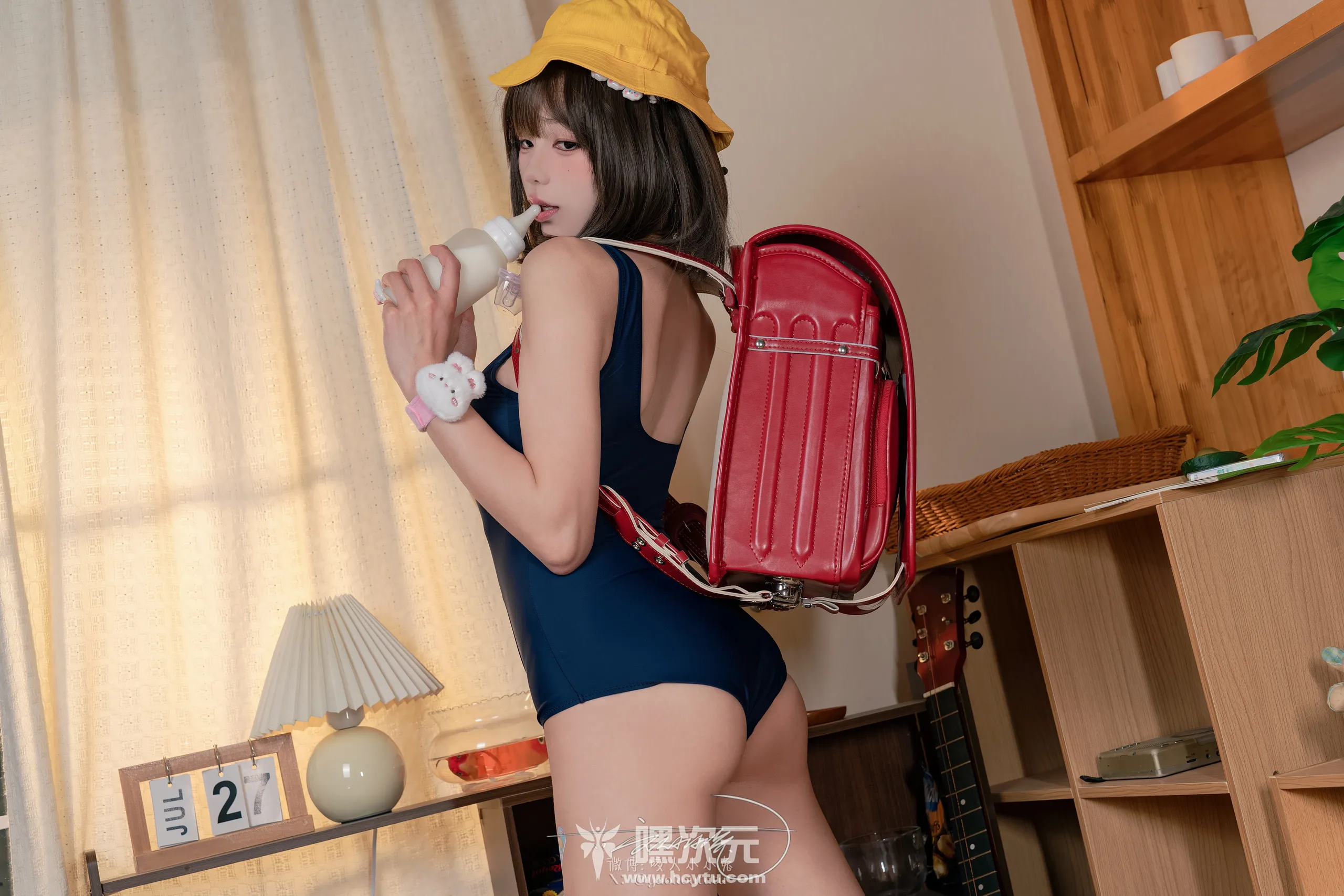 咬人小小兔 6月作品『奶嘴死库水』[在线欣赏]