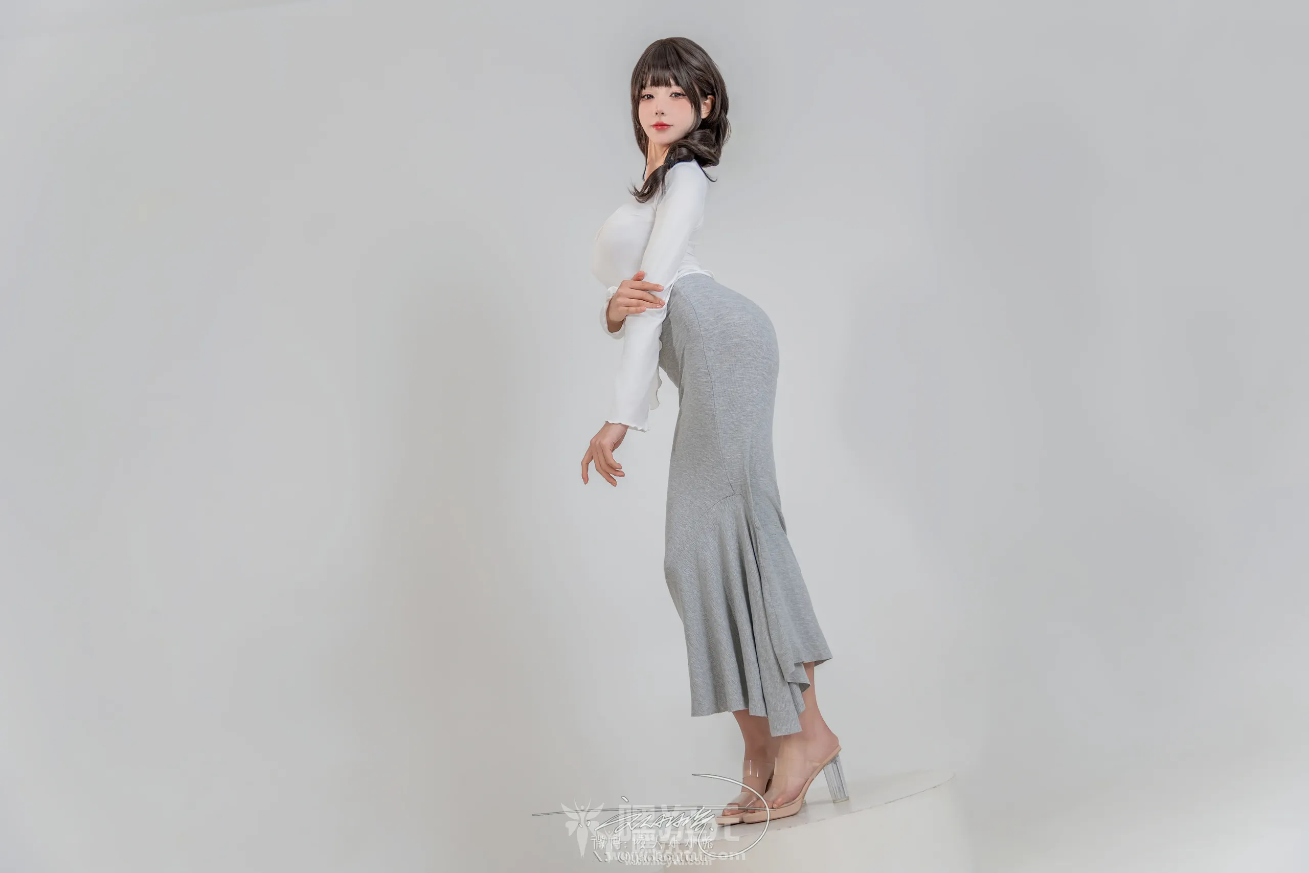 咬人小小兔 6月作品 夹心饼干[在线欣赏]