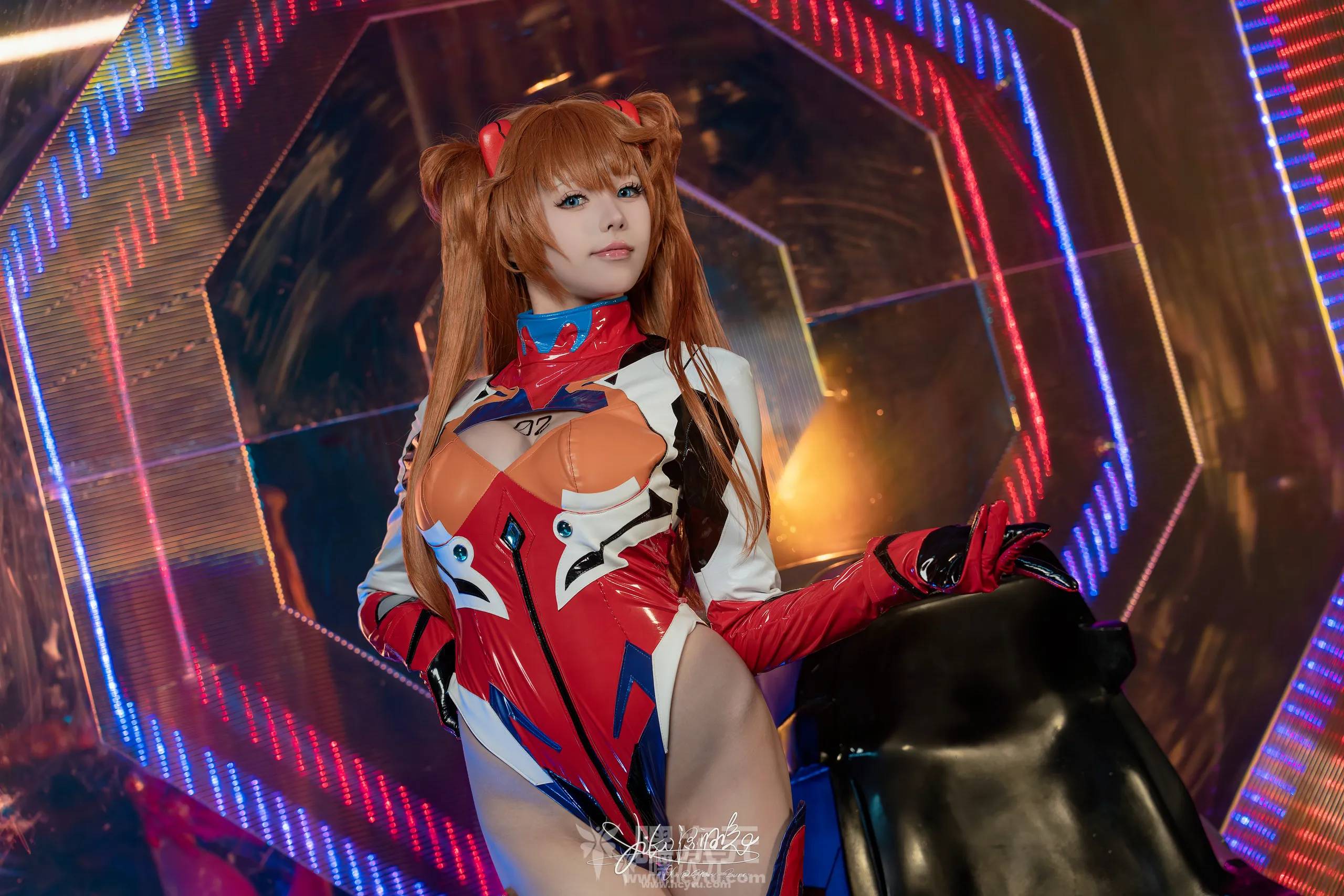 Yiko湿润兔 明日香特殊作战 拾光独白写真图片在线观看