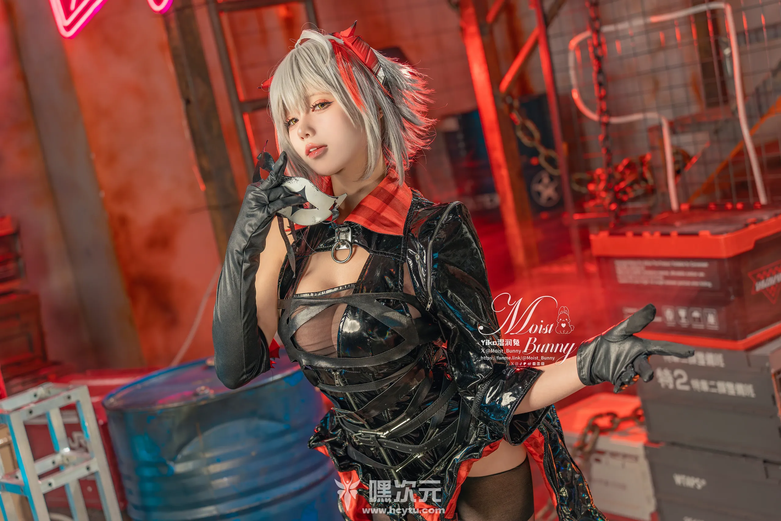 Yiko湿润兔 2月作品 愚夜密函-W写真图片在线观看