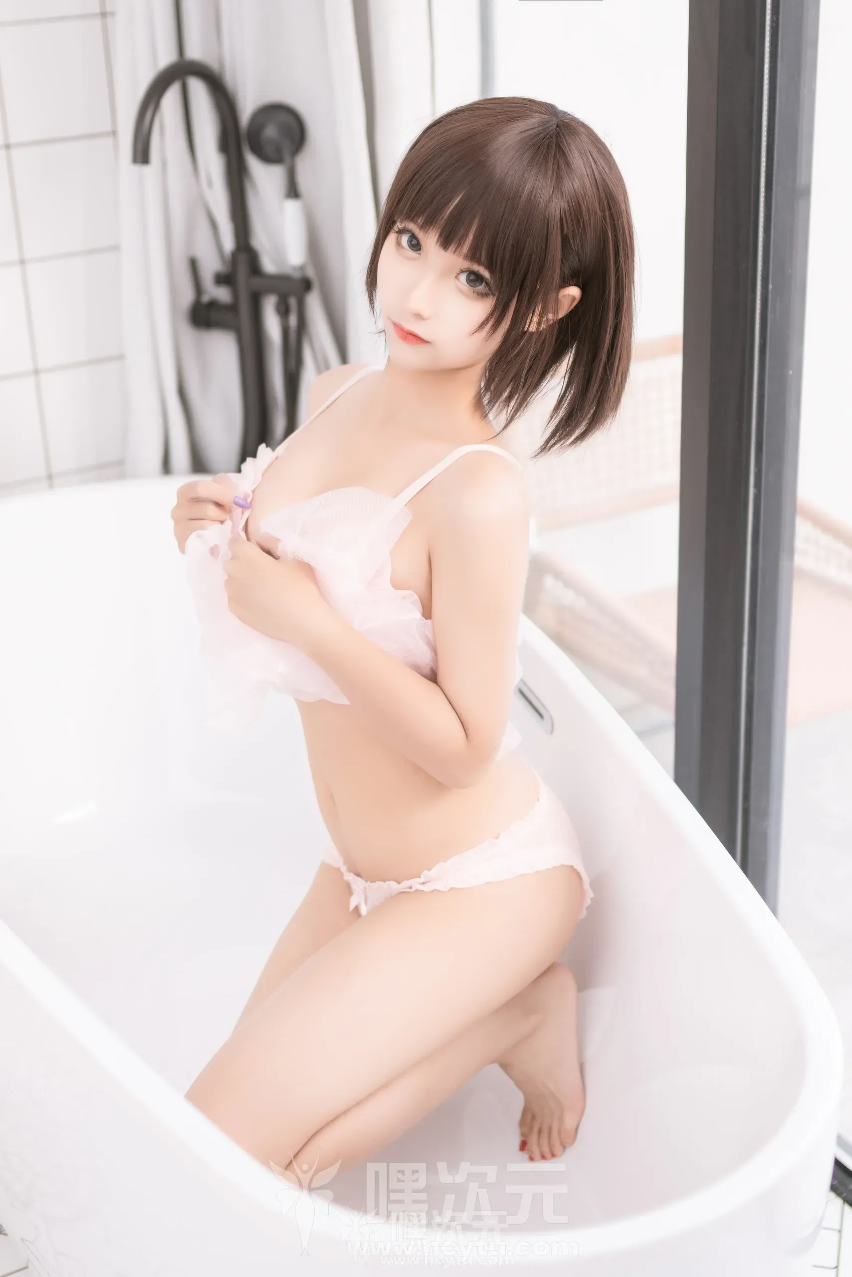 蠢沫沫 NO.164 沫沫真爱版 粉纱写真图片欣赏